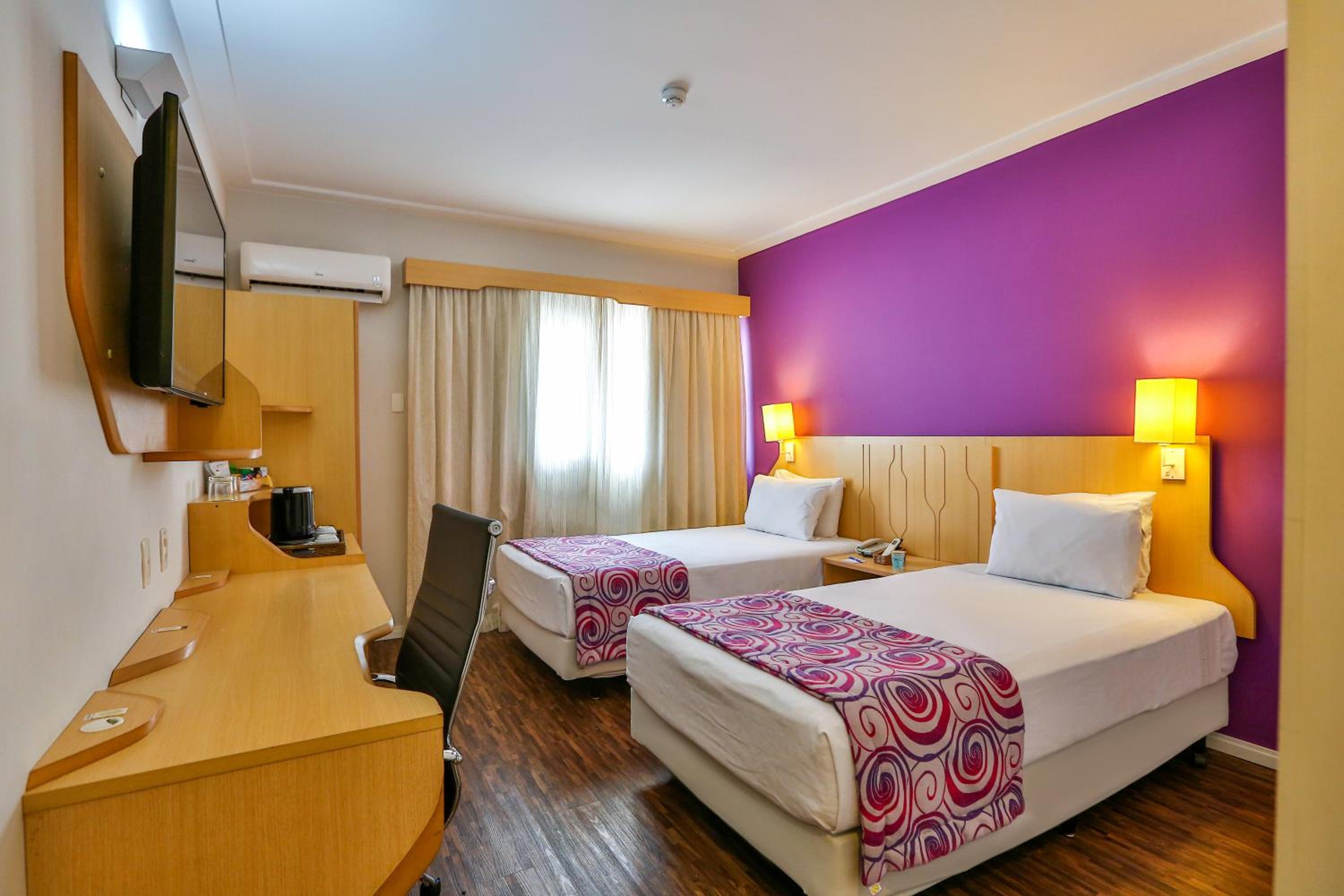 Deluxe Twin Room - Photo 1