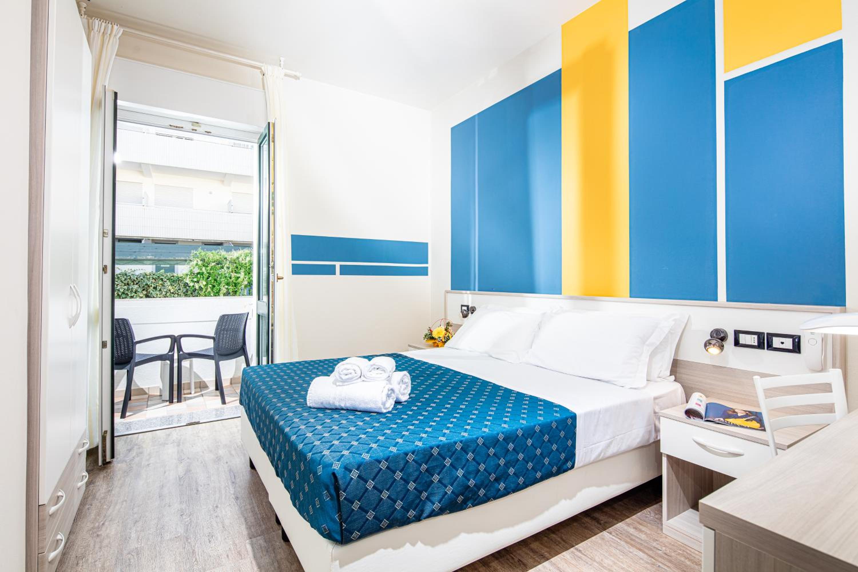 Double Room - Photo 4