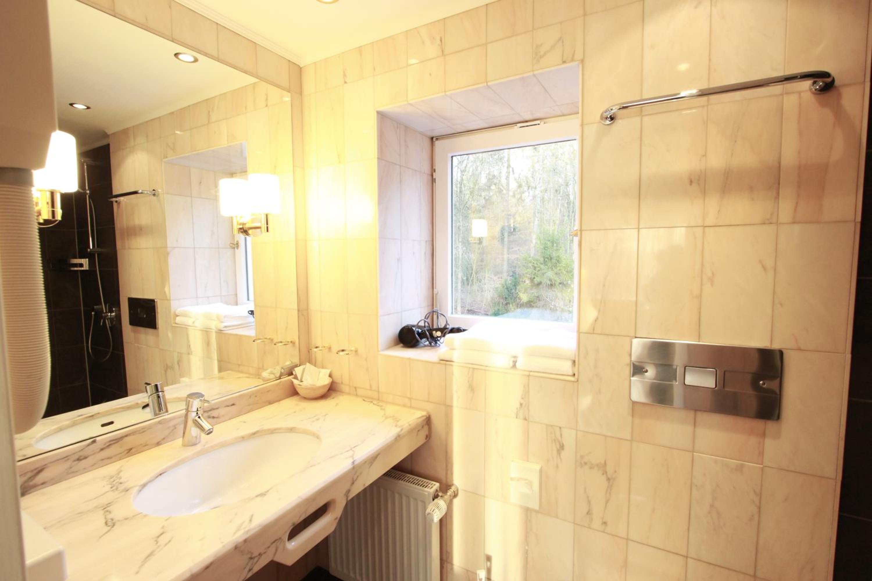 Apartment - Photo 9