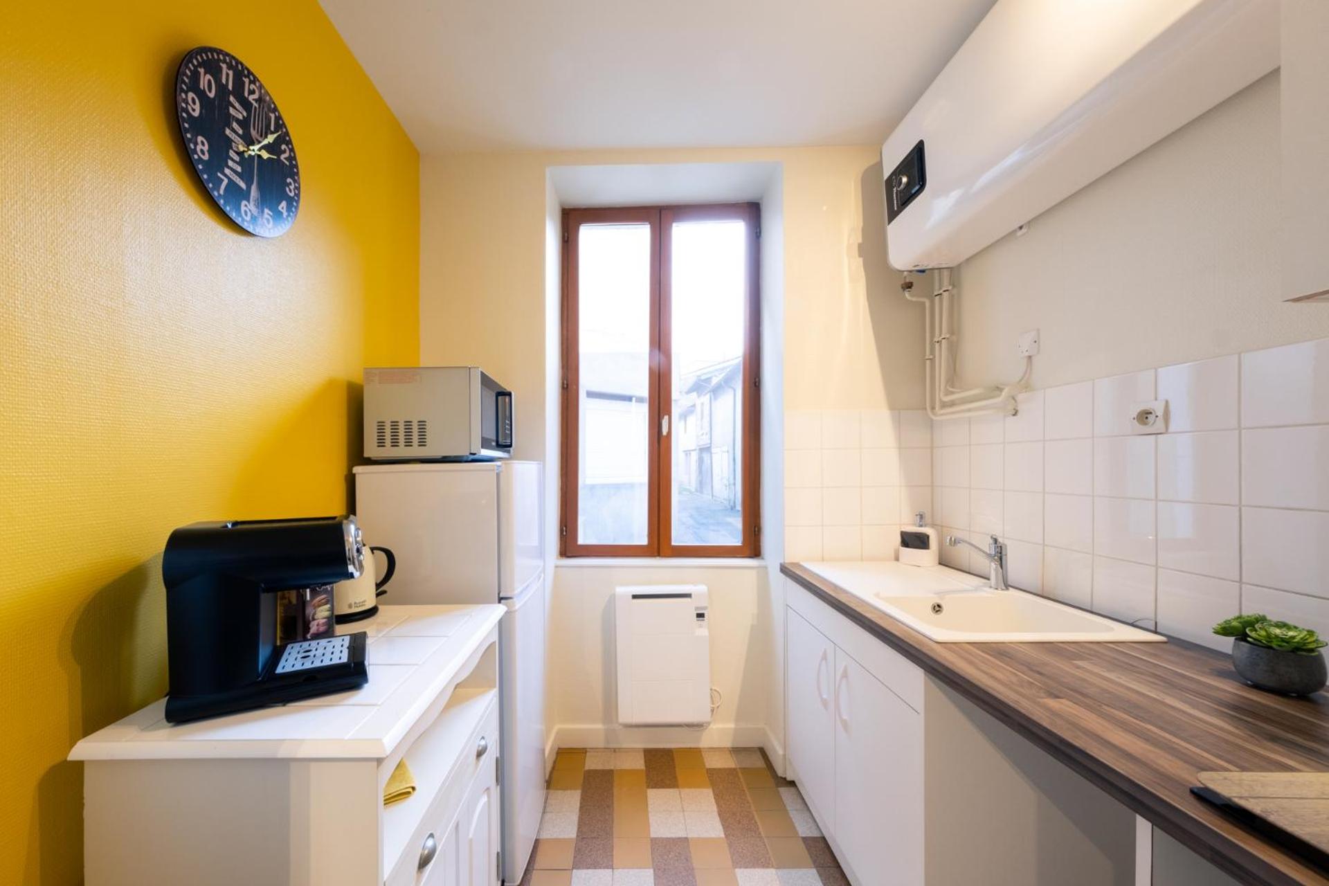 Apartment - Ground Floor - Photo 2