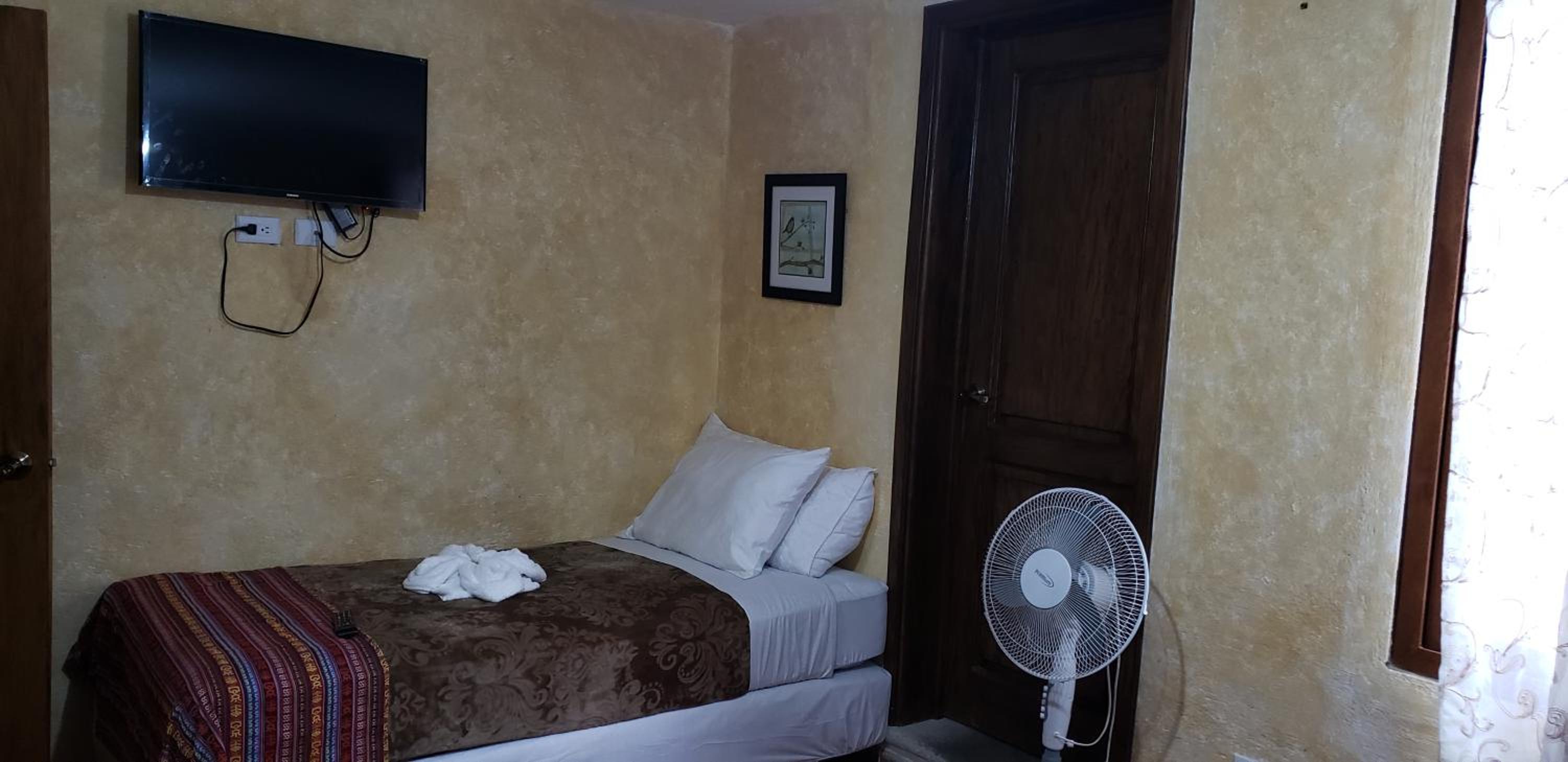 Twin Room with Private Bathroom