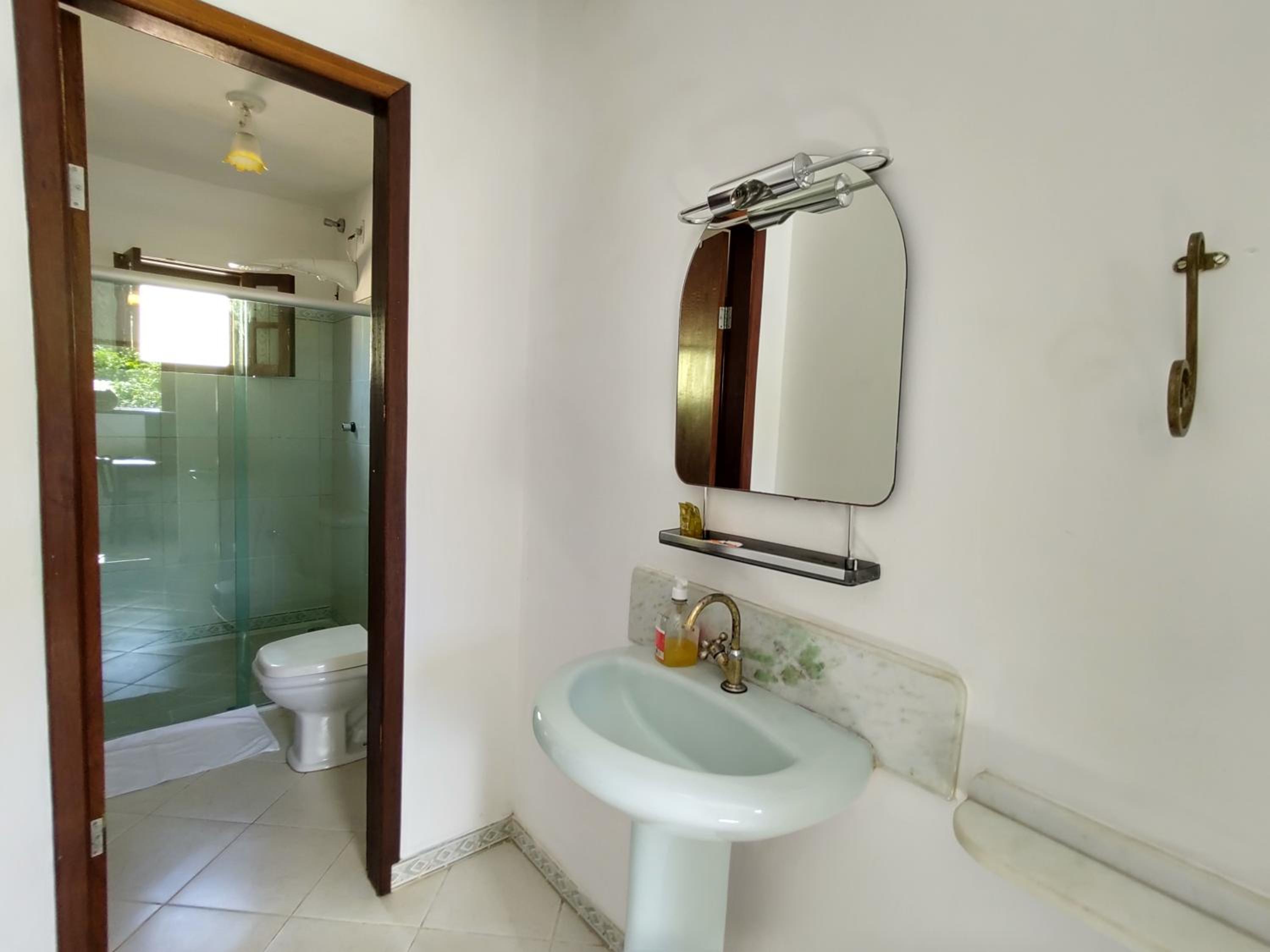 Suite with Mountain View - Photo 8