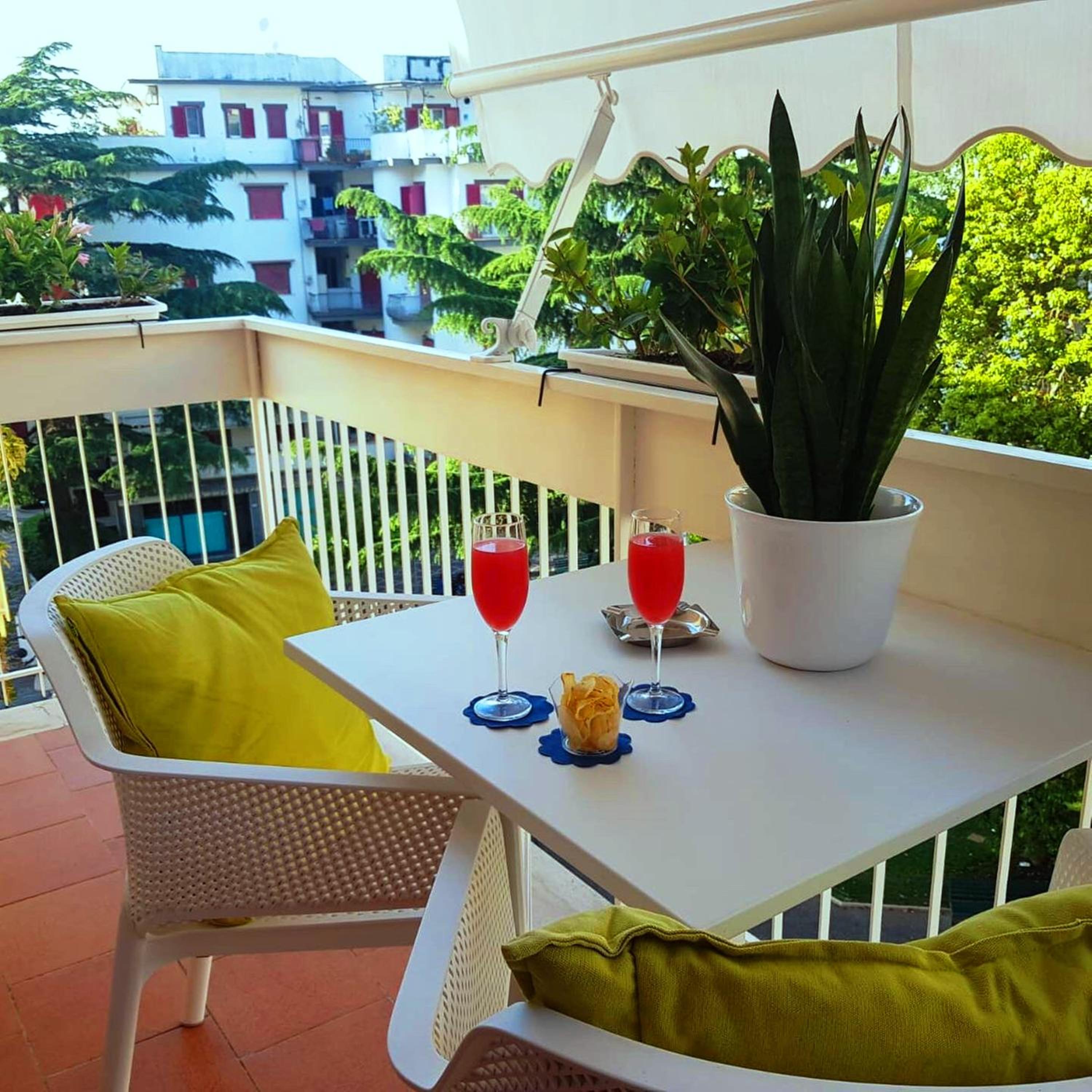 Junior Suite with Balcony - Photo 25