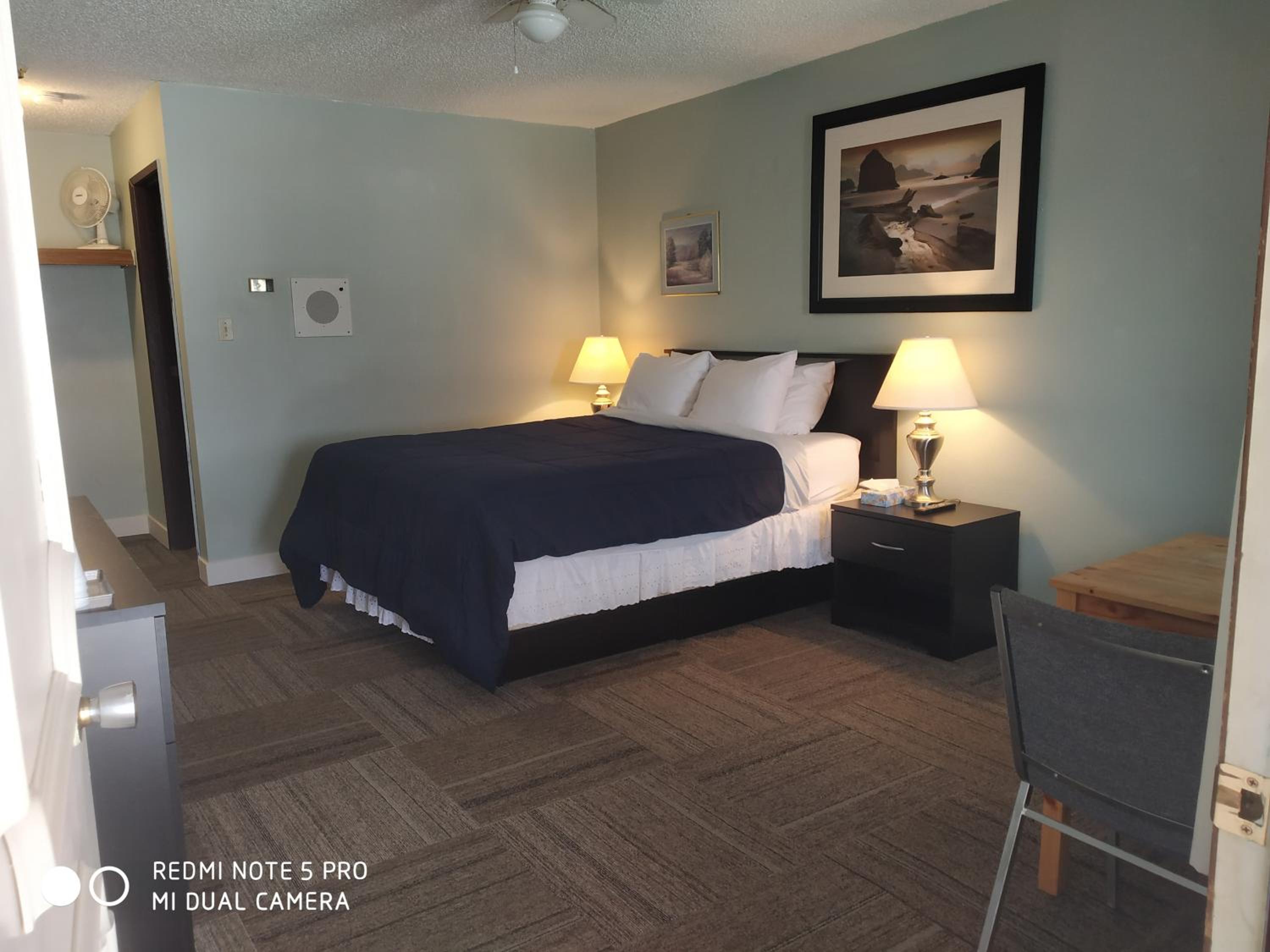 Deluxe Single Room photo 3