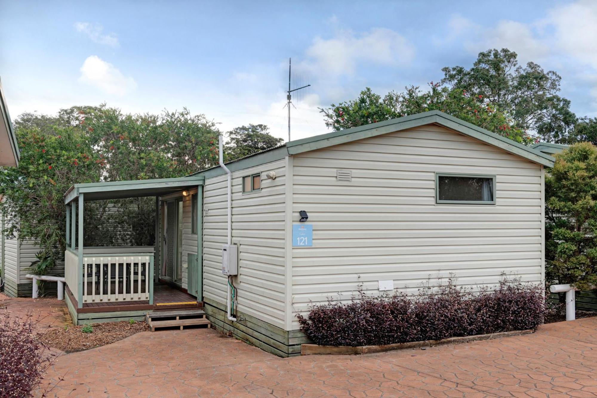 Standard 2 Bedroom Cabin - Photo 2