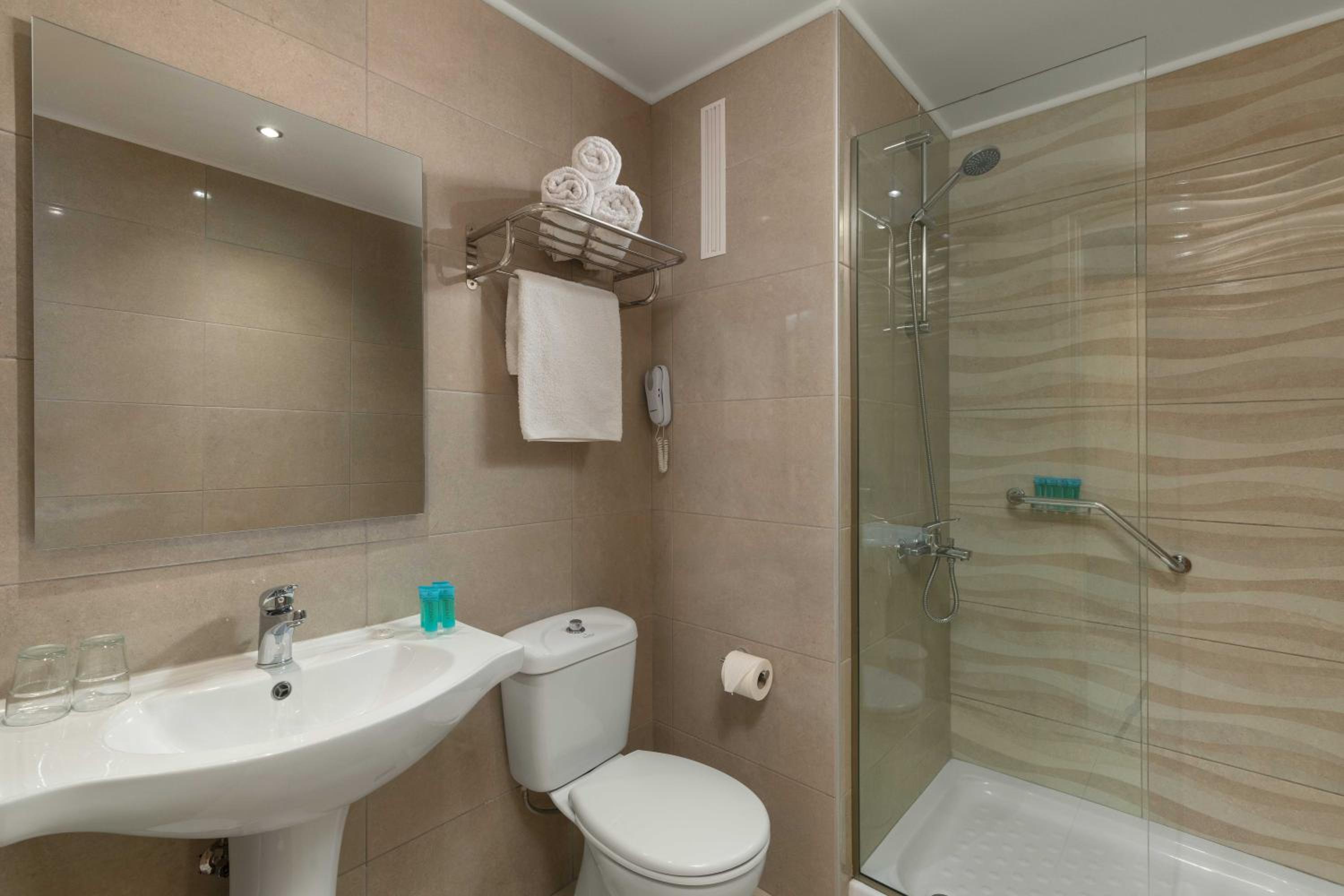 Triple Room - Photo 4