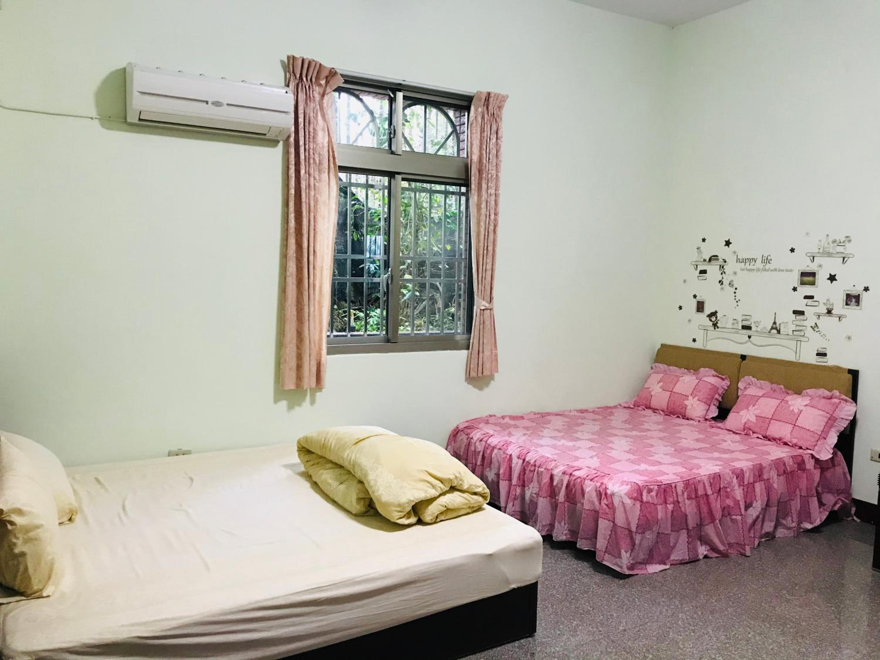 Standard Quadruple Room photo 3
