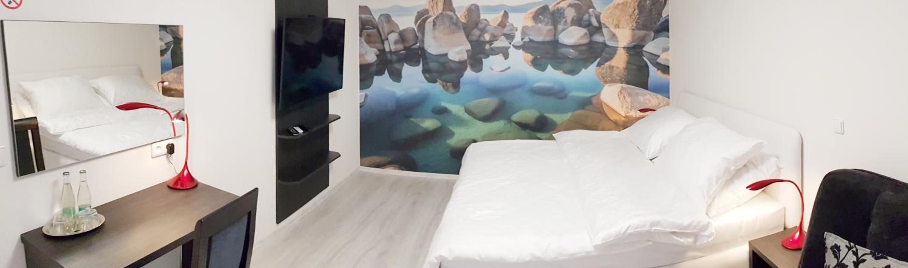 Double Room - Photo 11