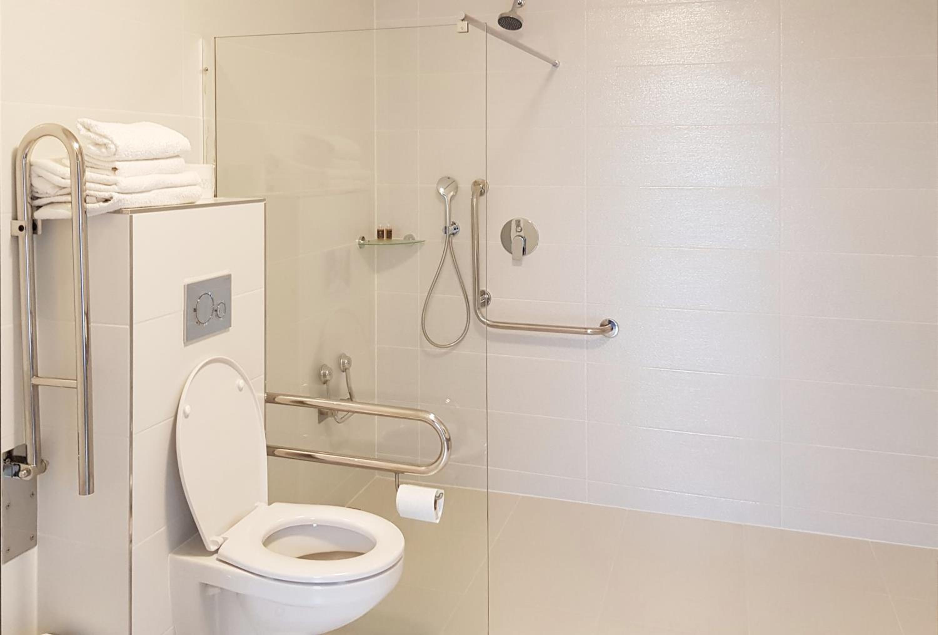 Double Room - Photo 17