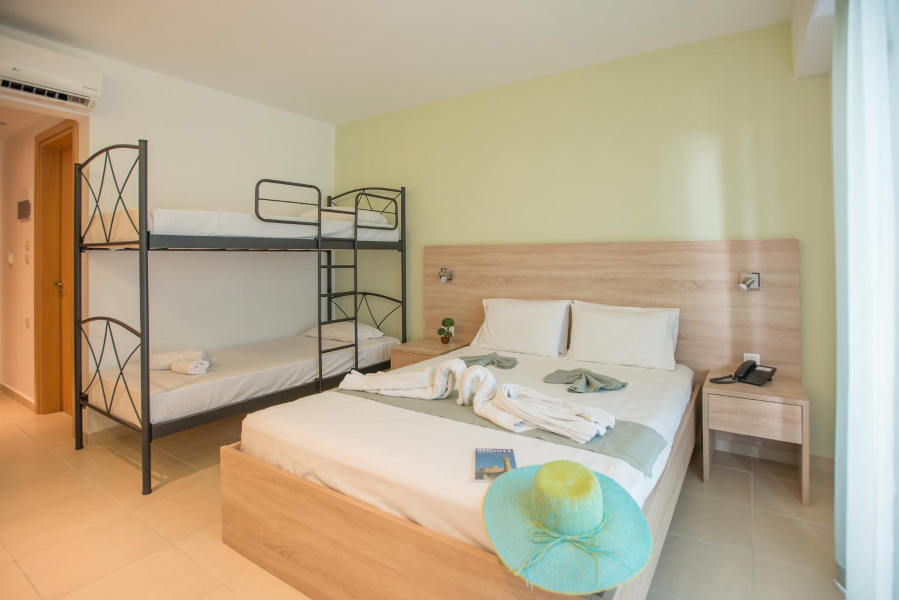 Quadruple Room photo 1