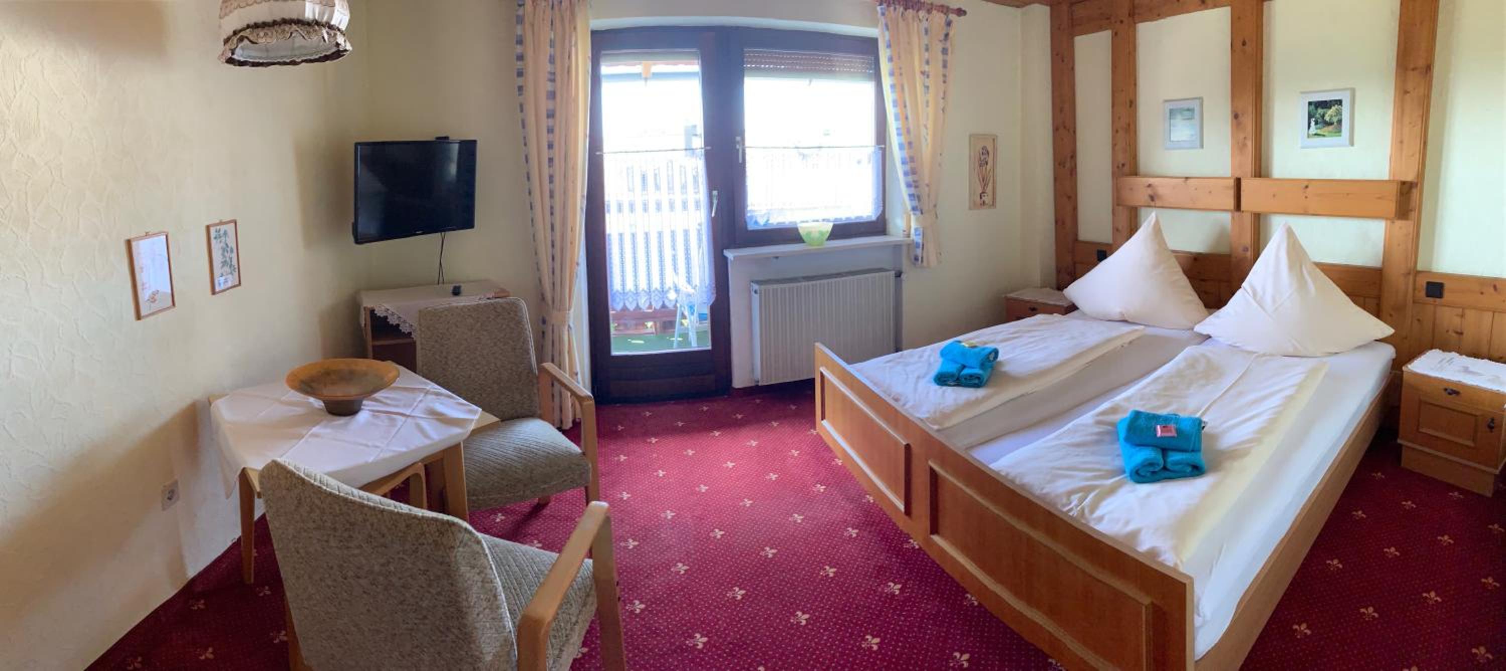 Double Room with Balcony photo 2