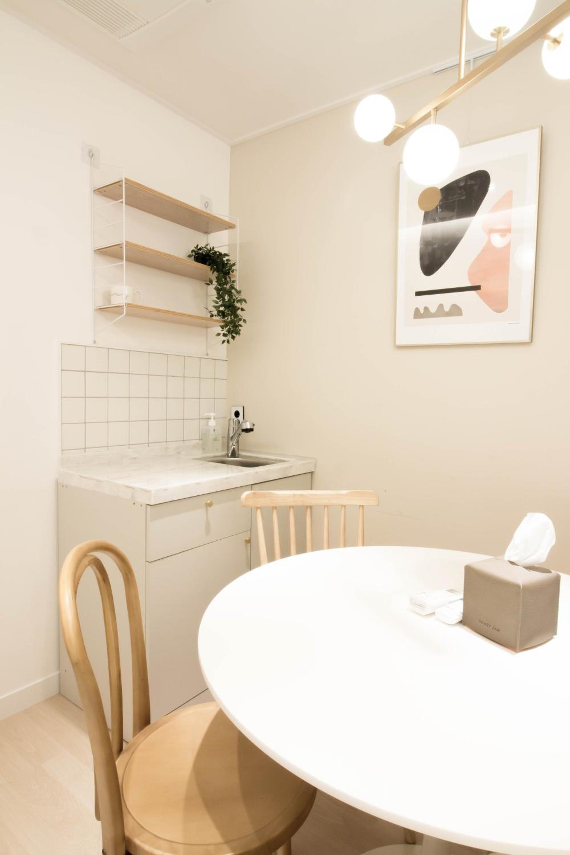 Quadruple Room - Photo 12