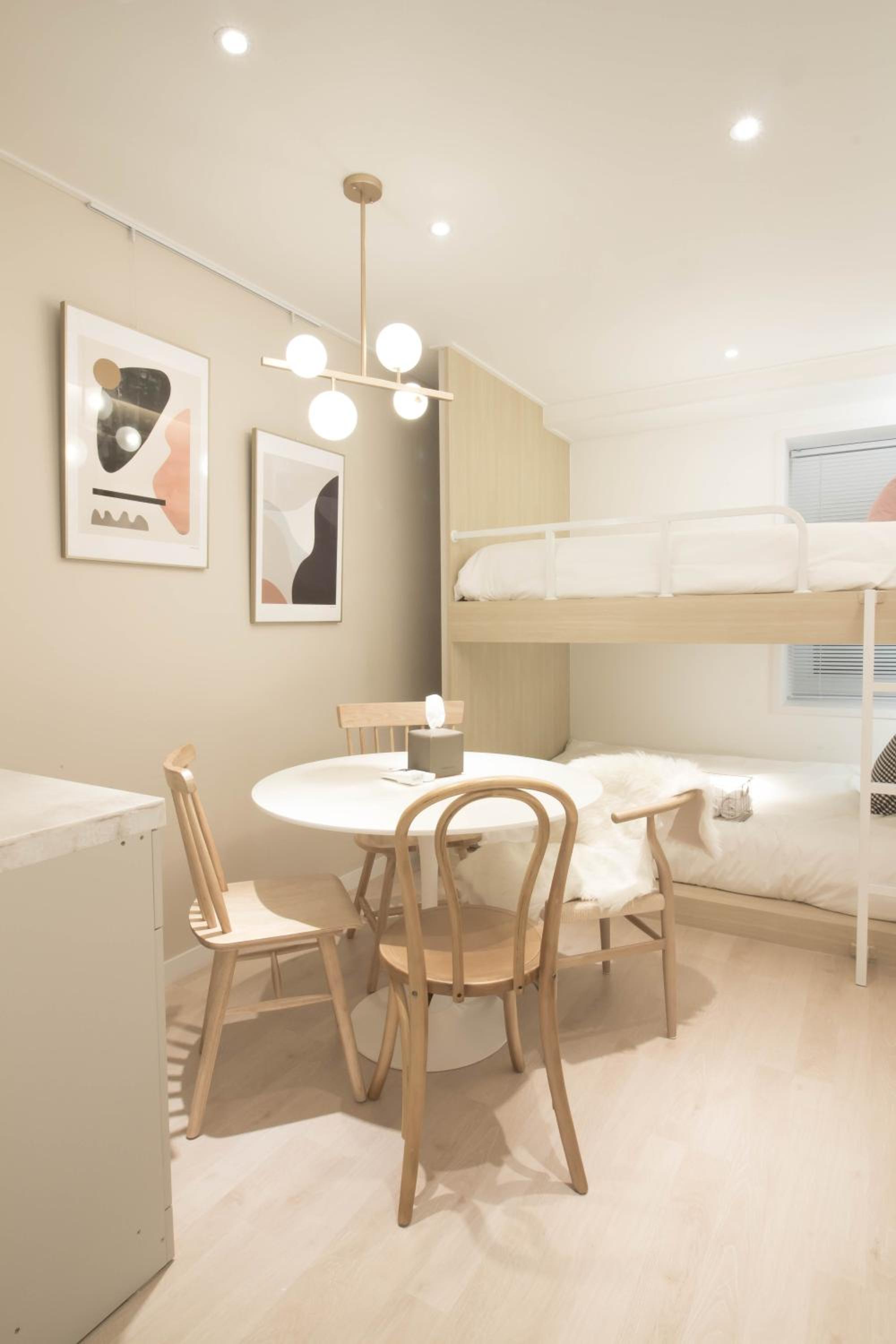 Quadruple Room - Photo 32