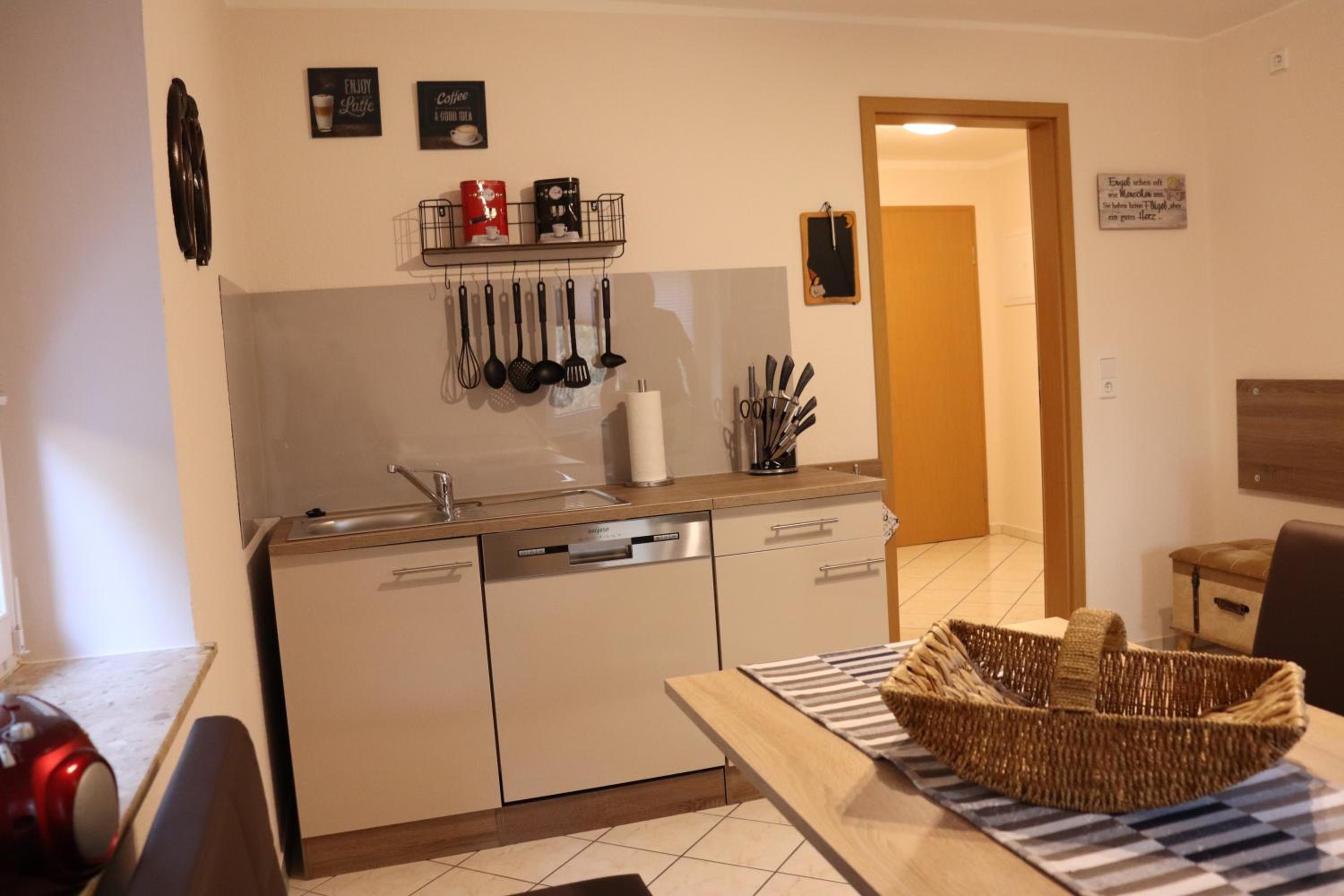 One-Bedroom Apartment - Photo 16