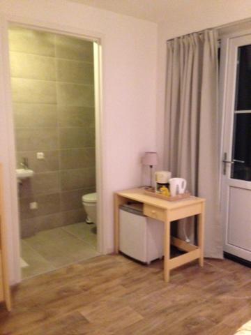 Double Room with Private Bathroom photo 3