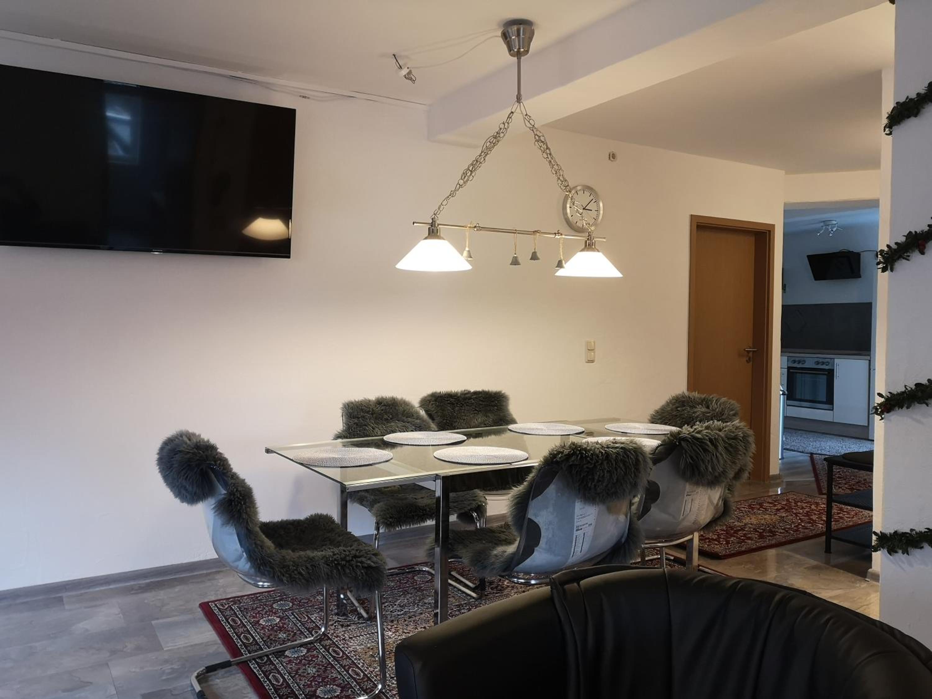 Three-Bedroom Apartment - Photo 2