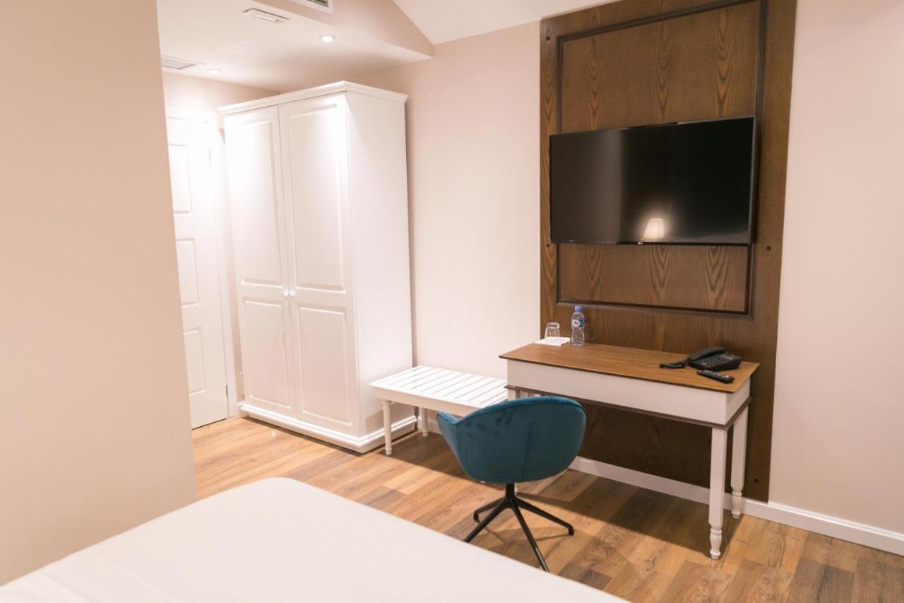 Standard Single Room with Mountain View photo 2