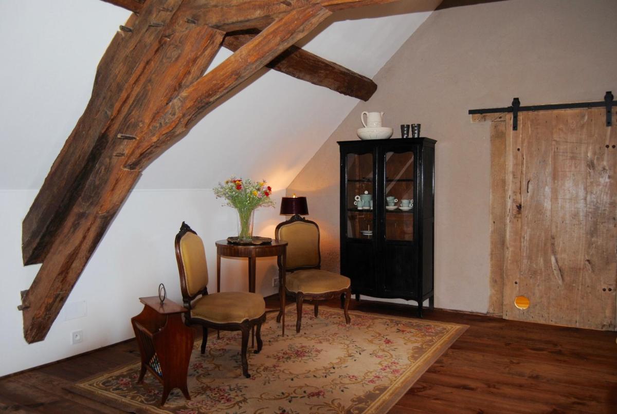 Deluxe Double Room with Extra Bed - Photo 3