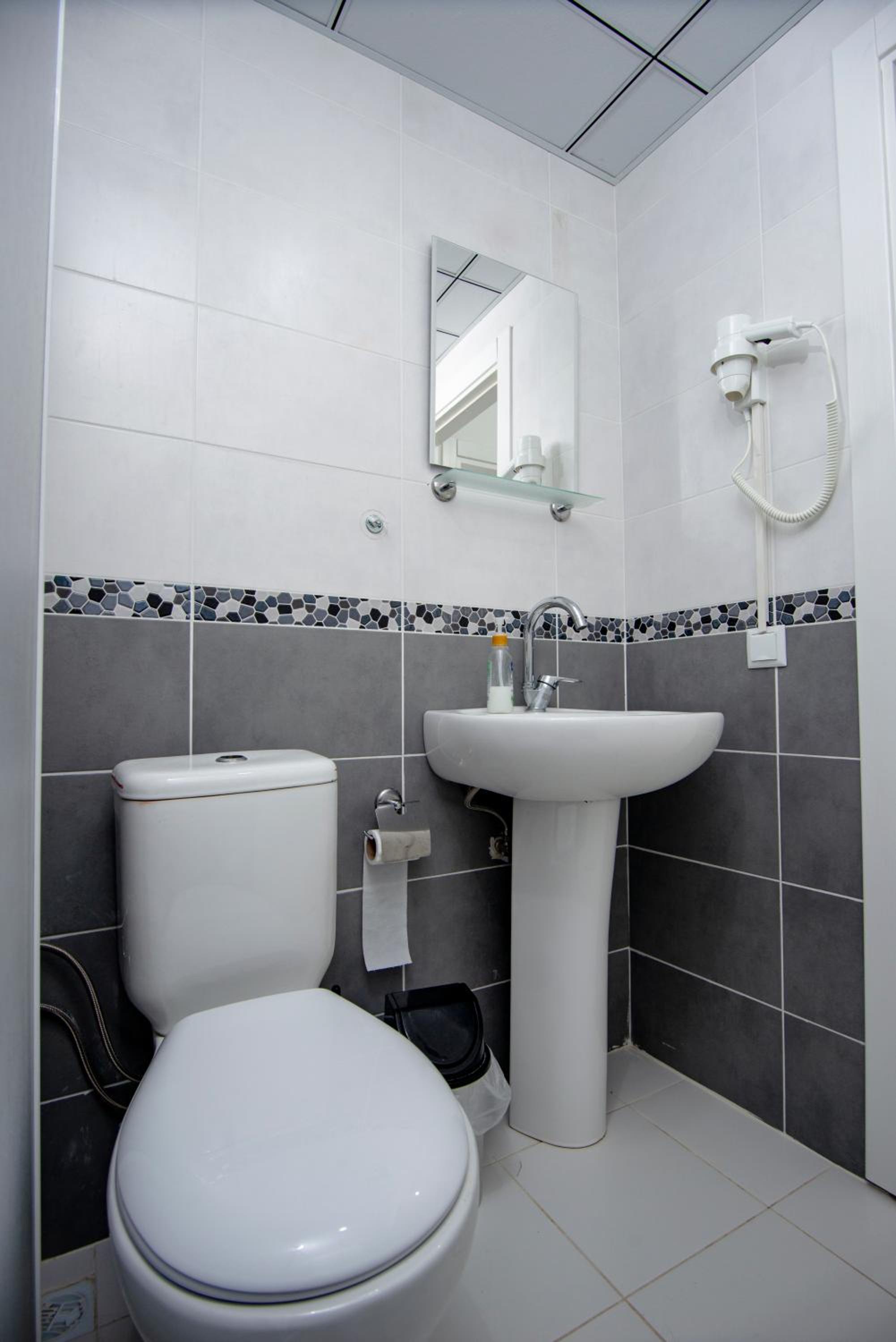 Standard Double Suite photo 3