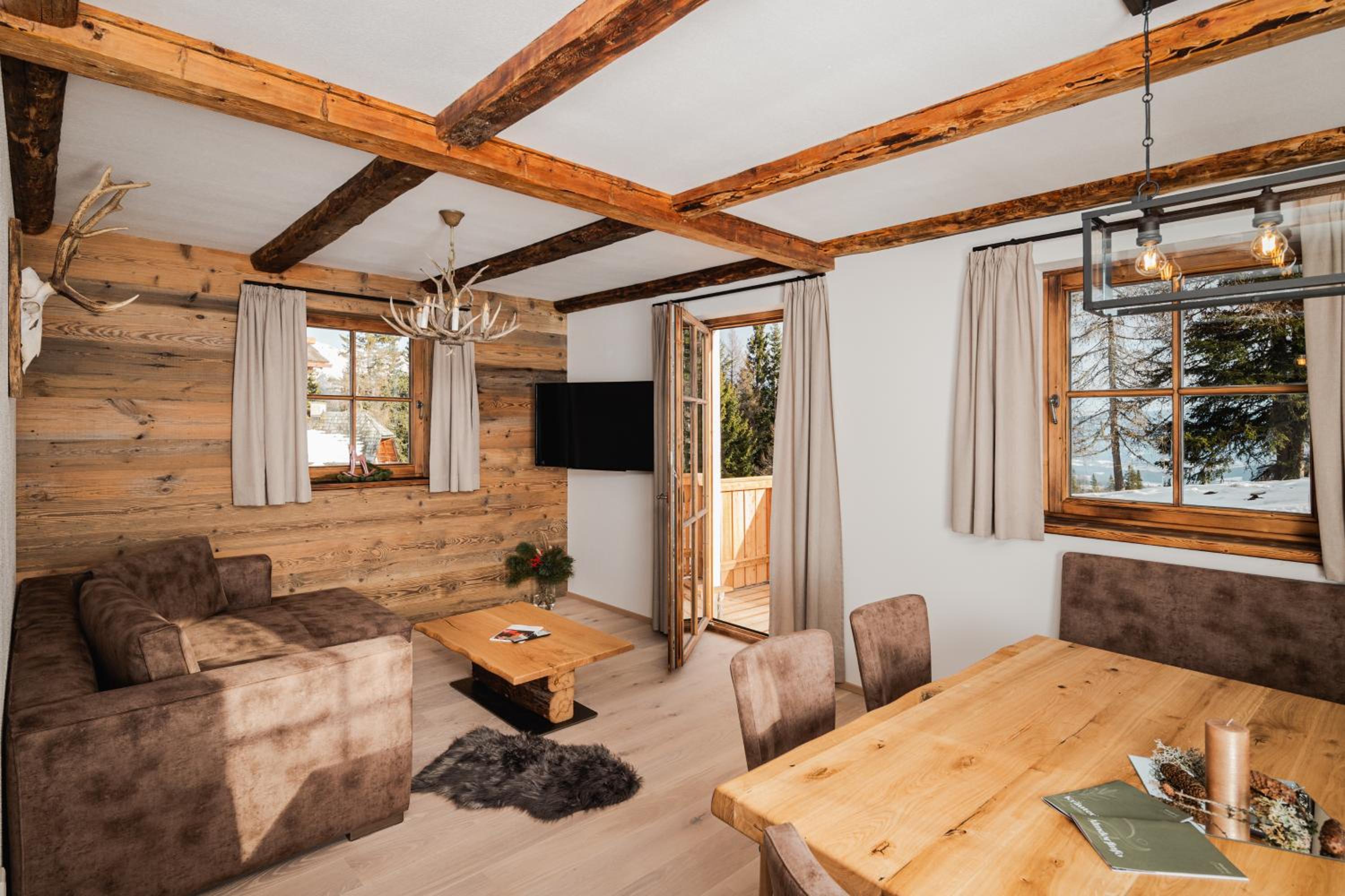 Three-Bedroom Chalet photo 1