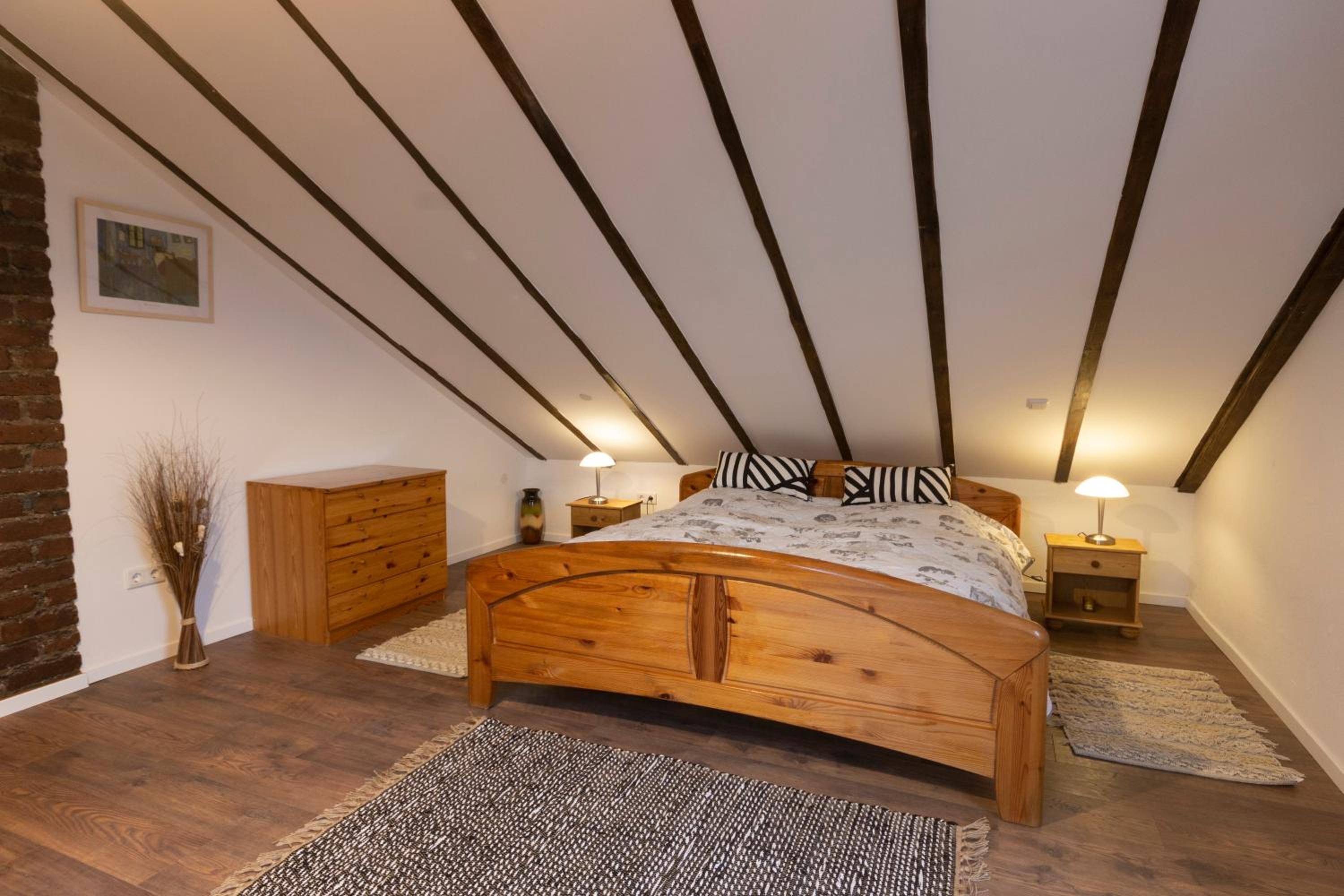 One-Bedroom Apartment - Photo 13