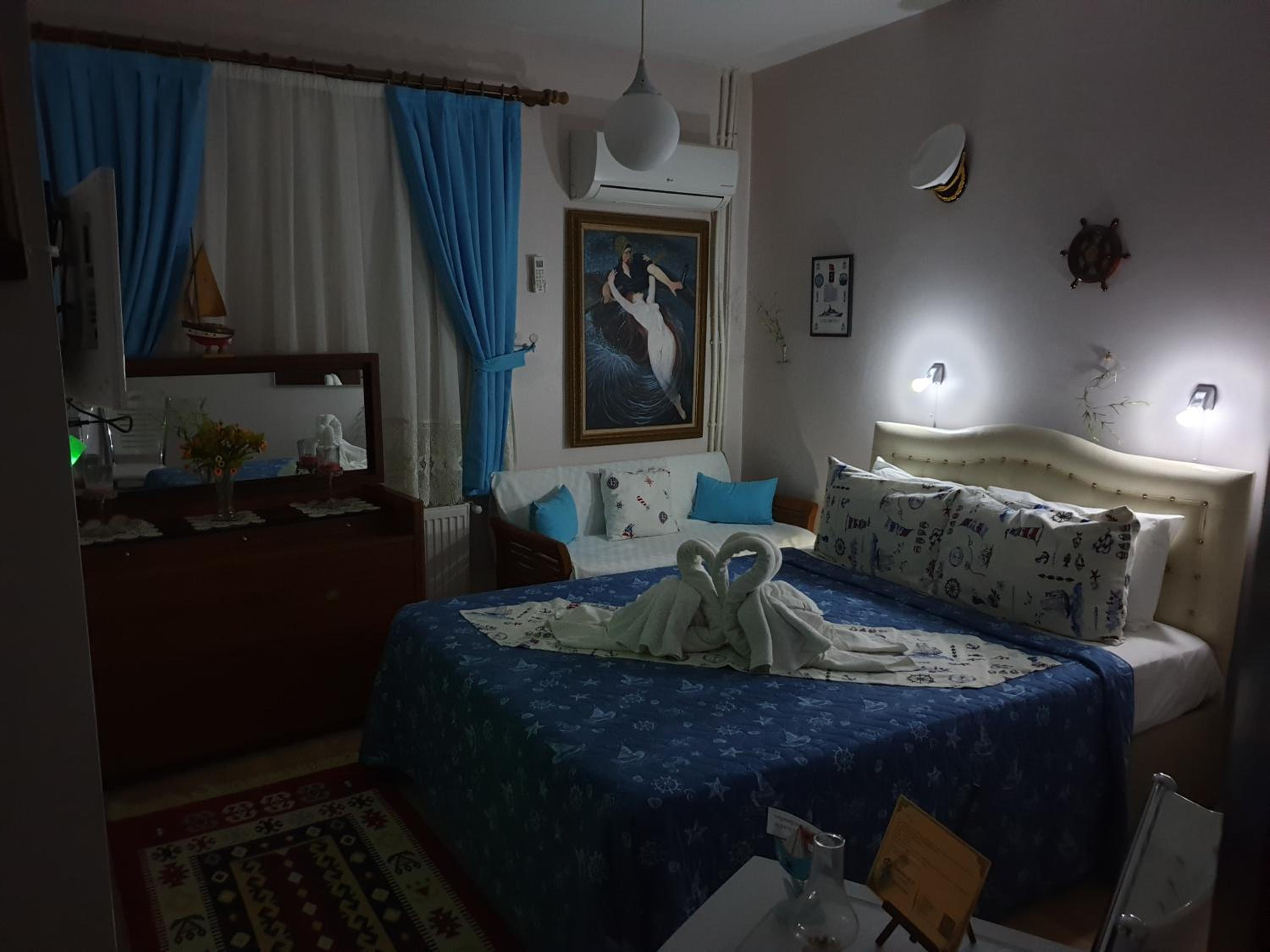 Double Room with Private Bathroom photo 3