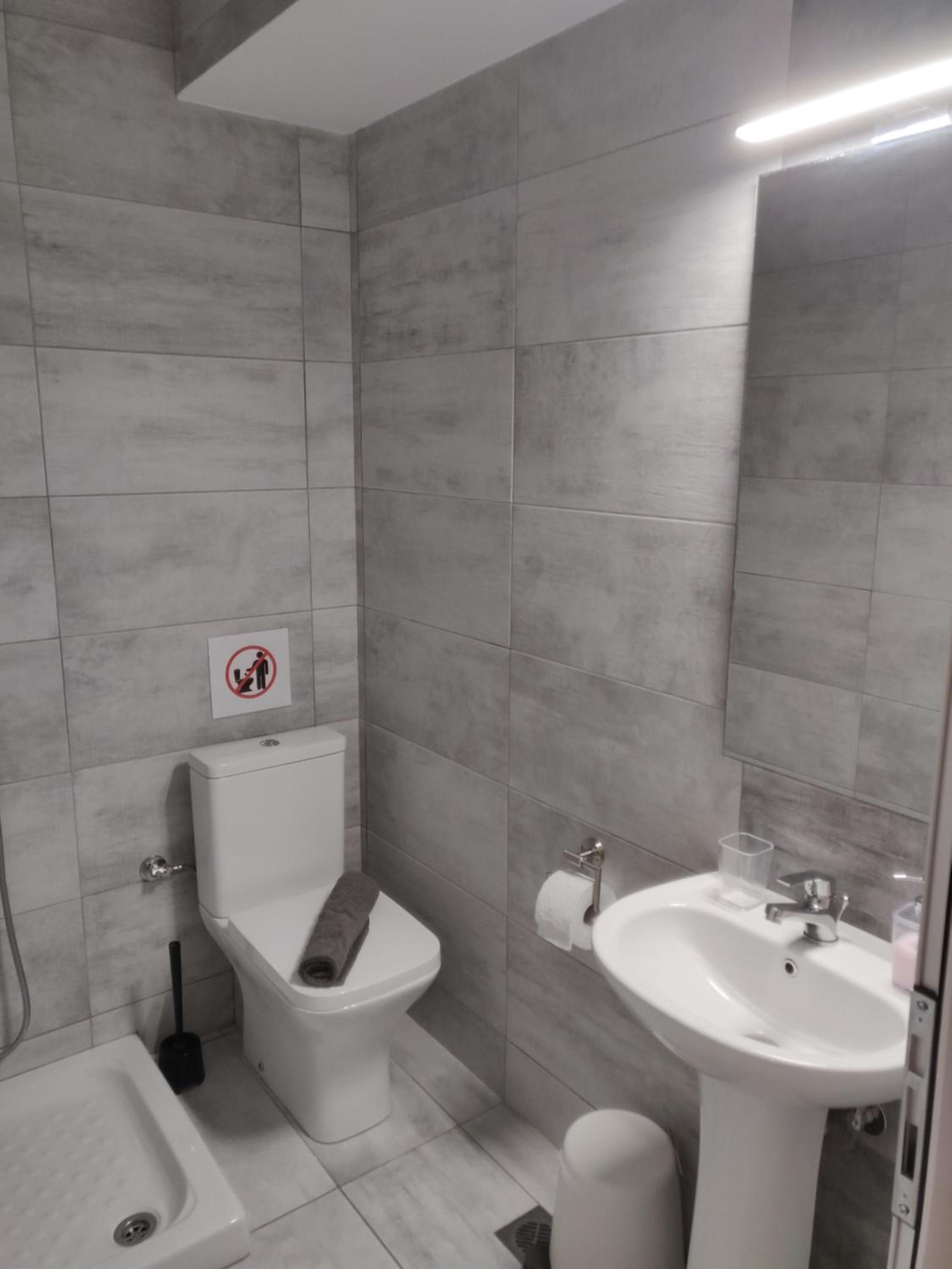 Deluxe Triple Room - Photo 3
