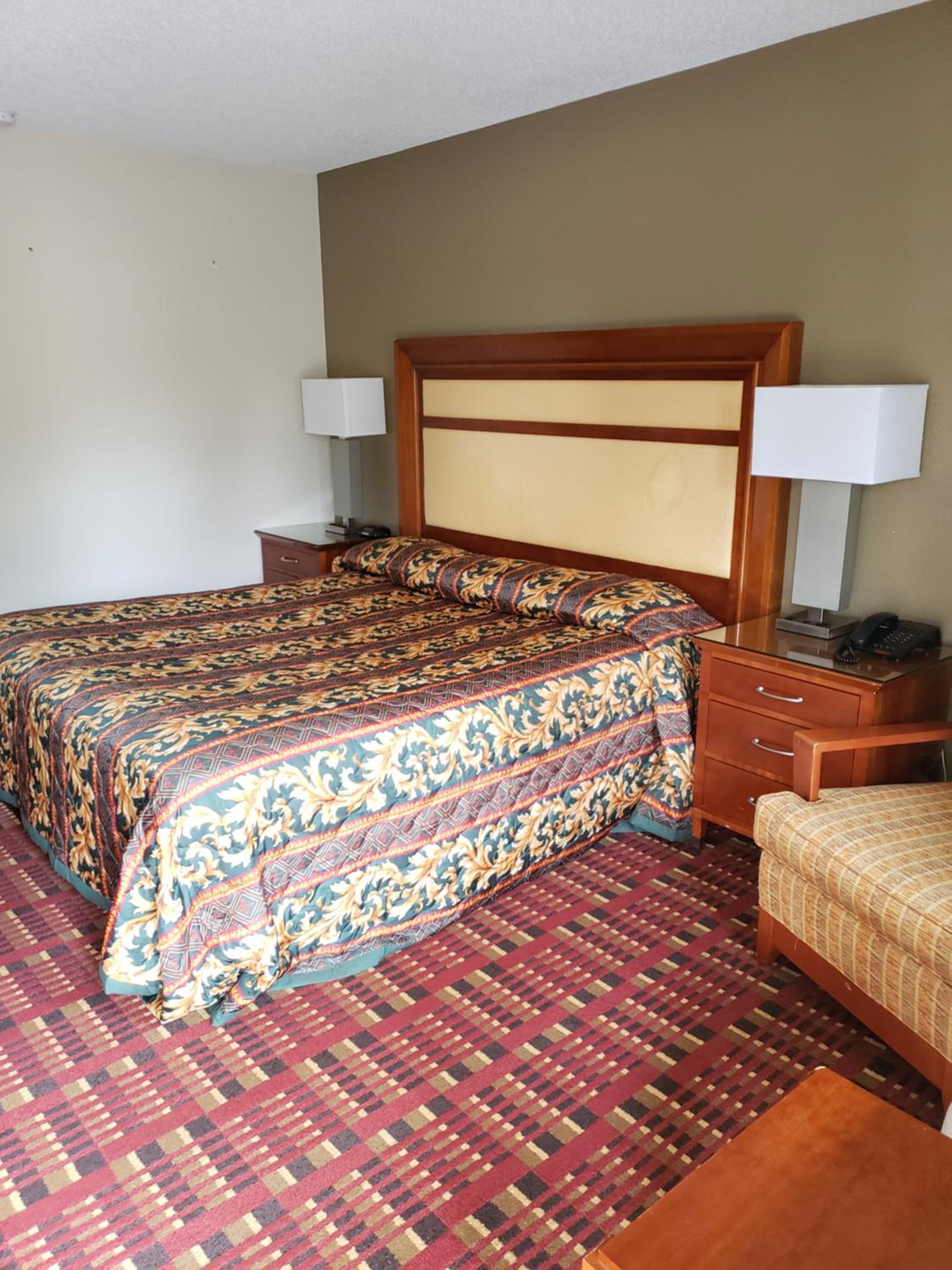 King Room - Non-Smoking photo 1