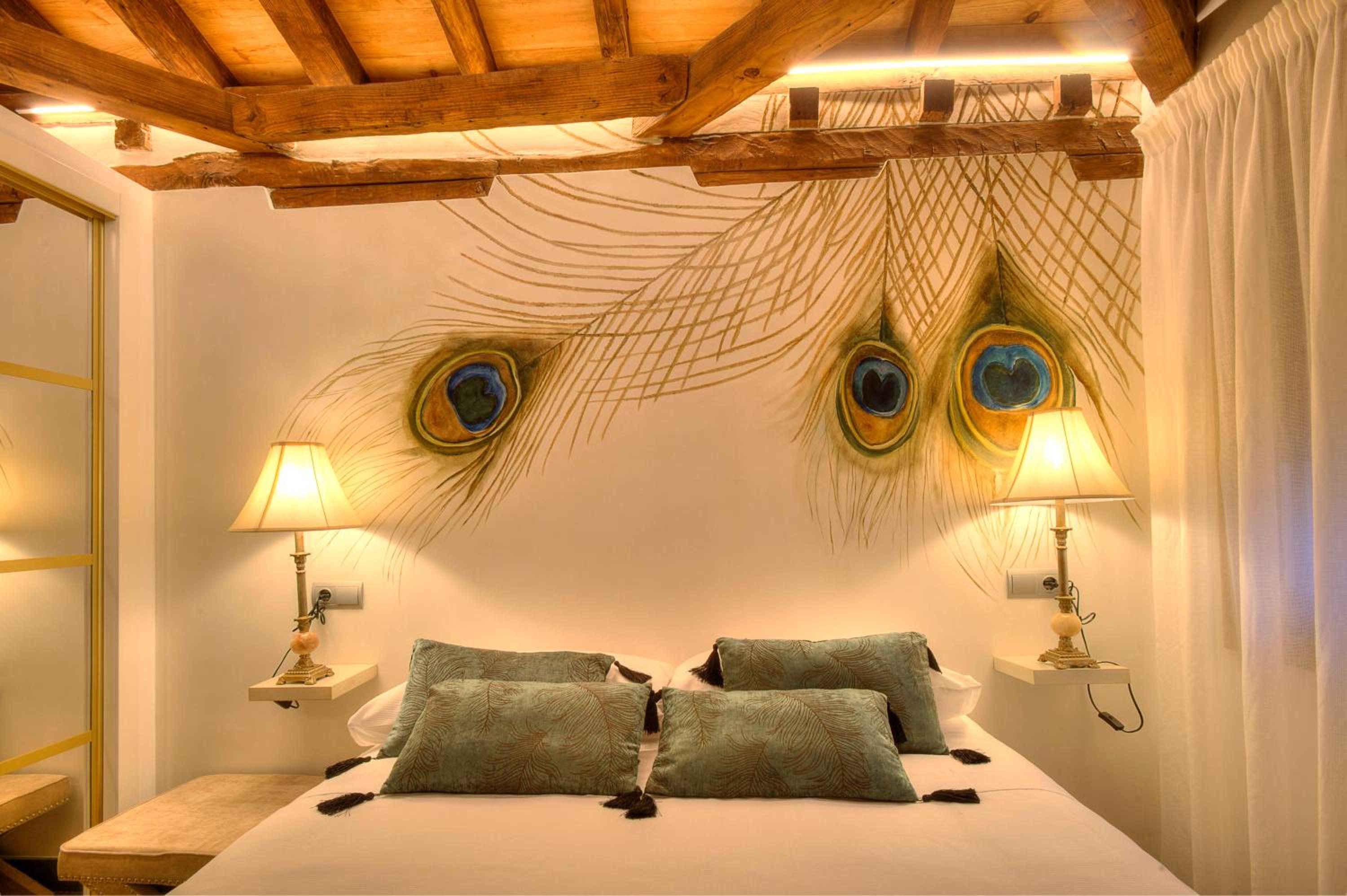 Apartment with Terrace - Photo 8