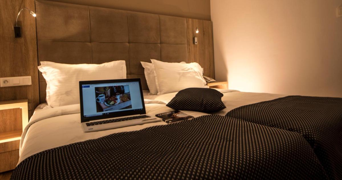 Small Double or Twin Room photo 3
