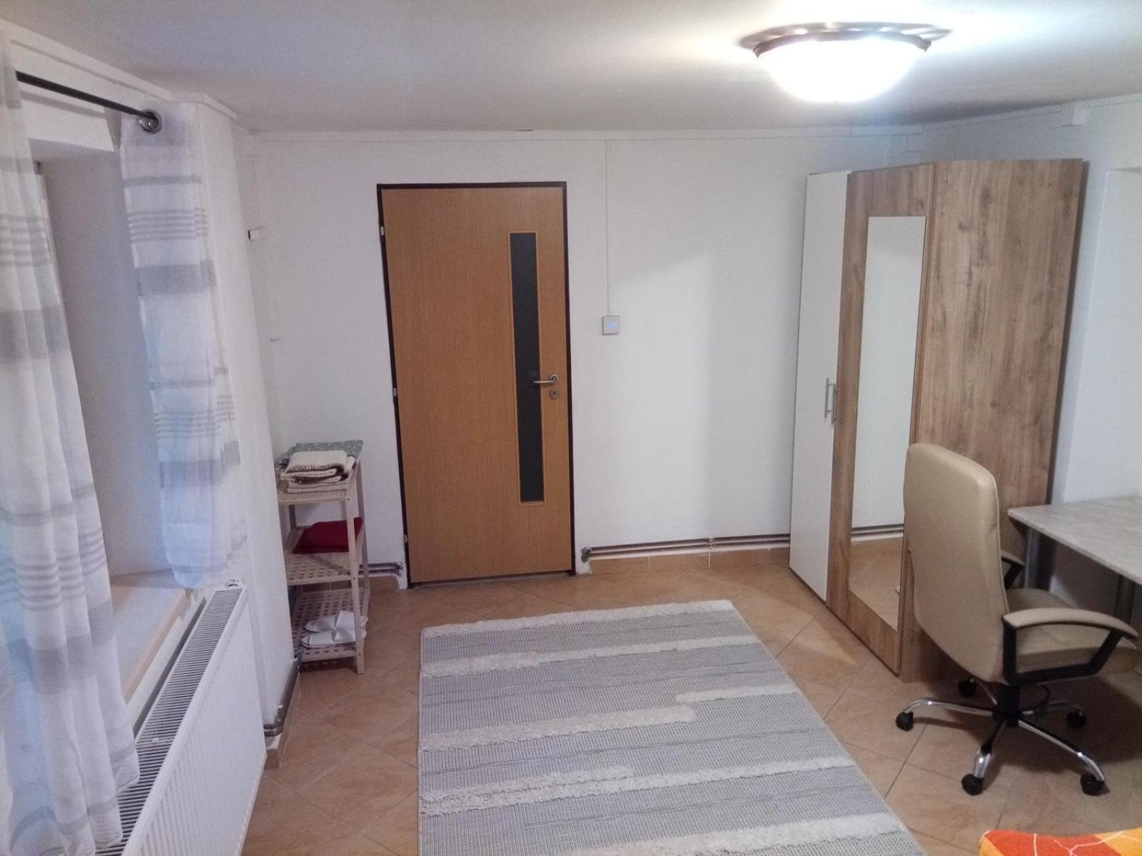 Two-Bedroom House - Photo 7