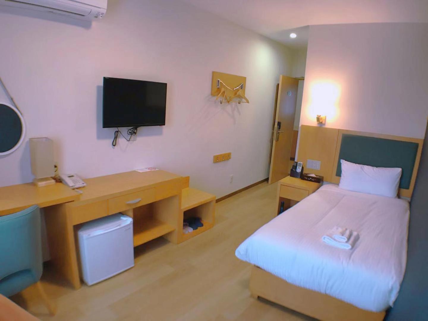 Single Room photo 1