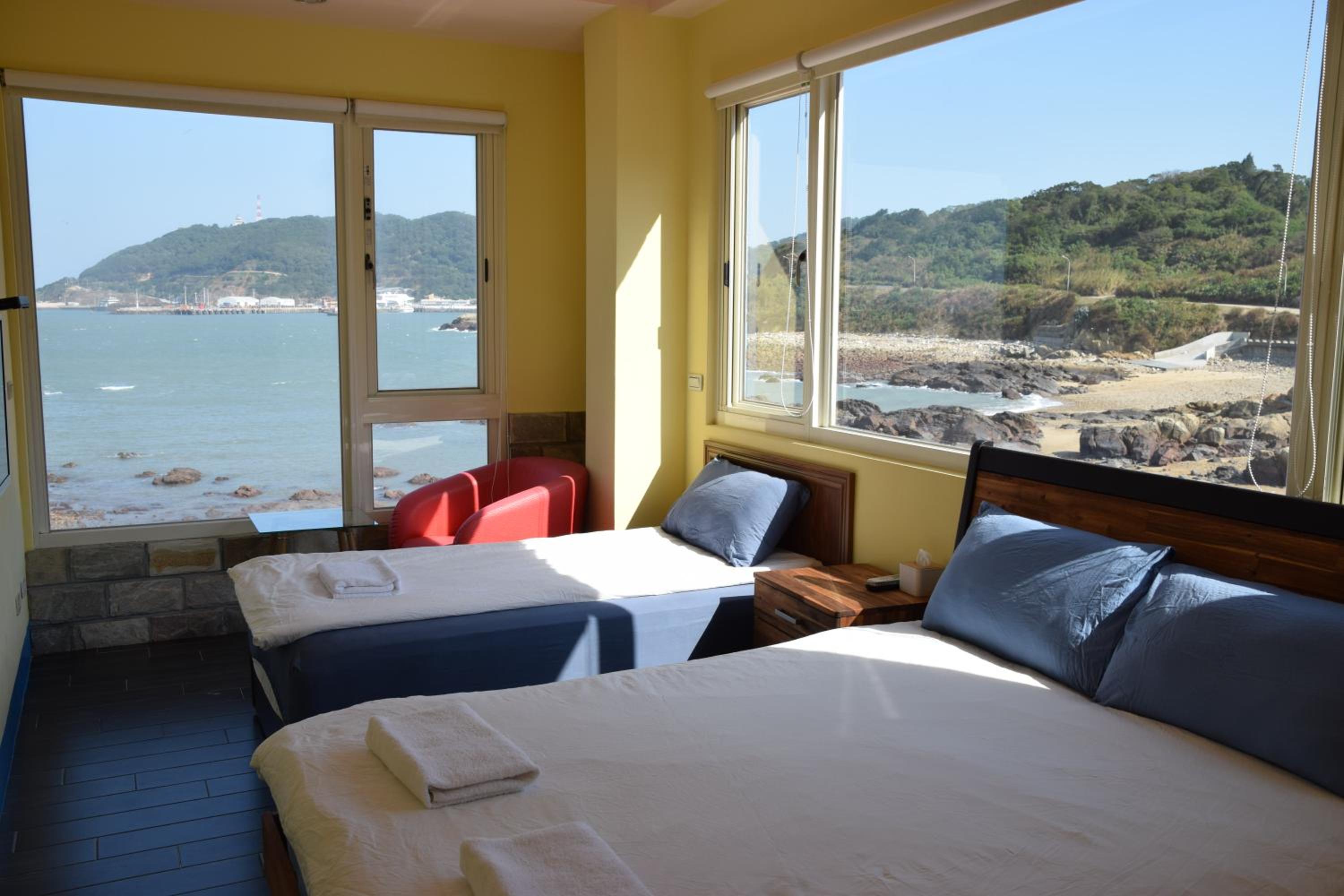 Triple Room with Sea View photo 1