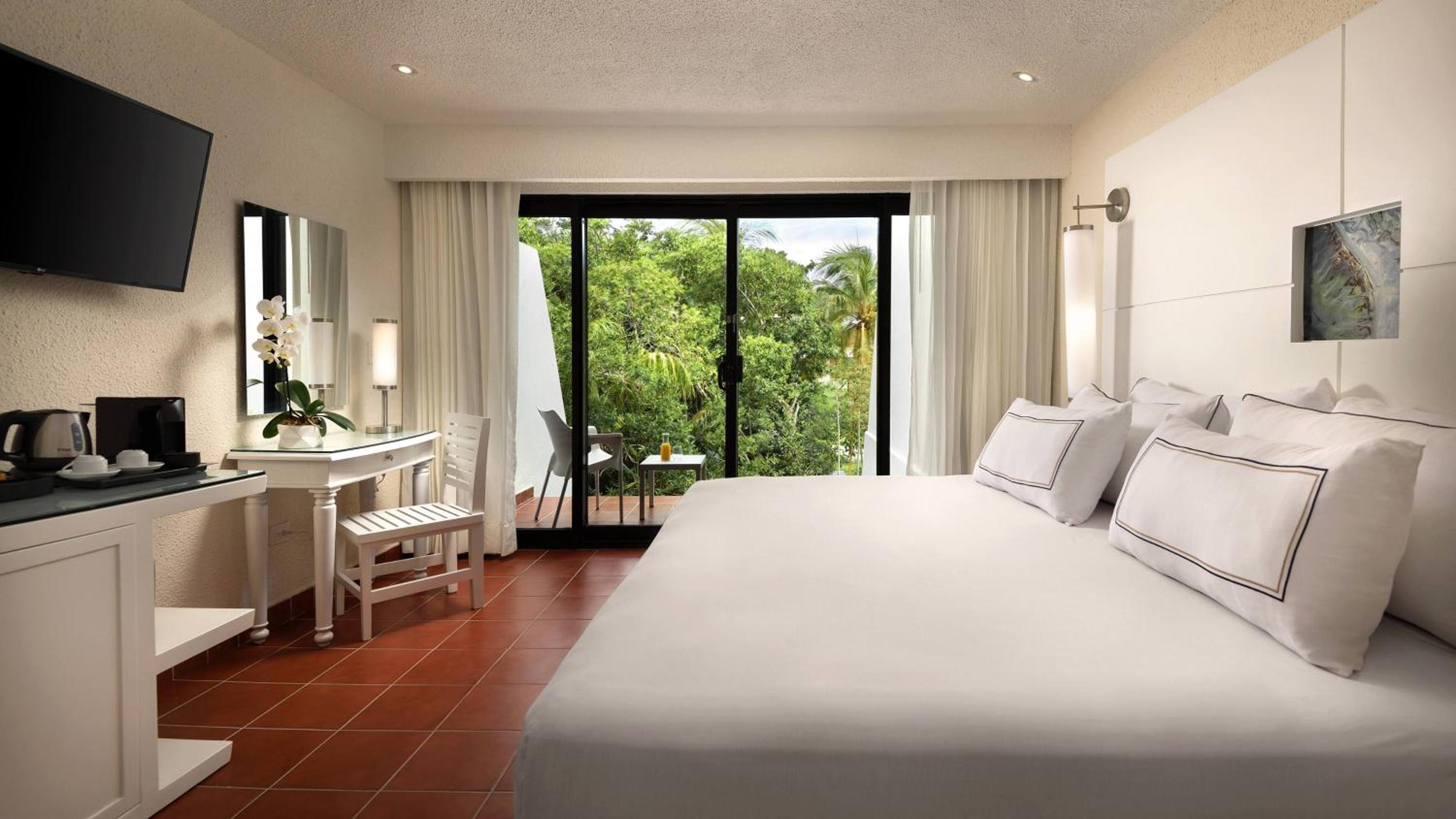 ZEL Suite Garden View