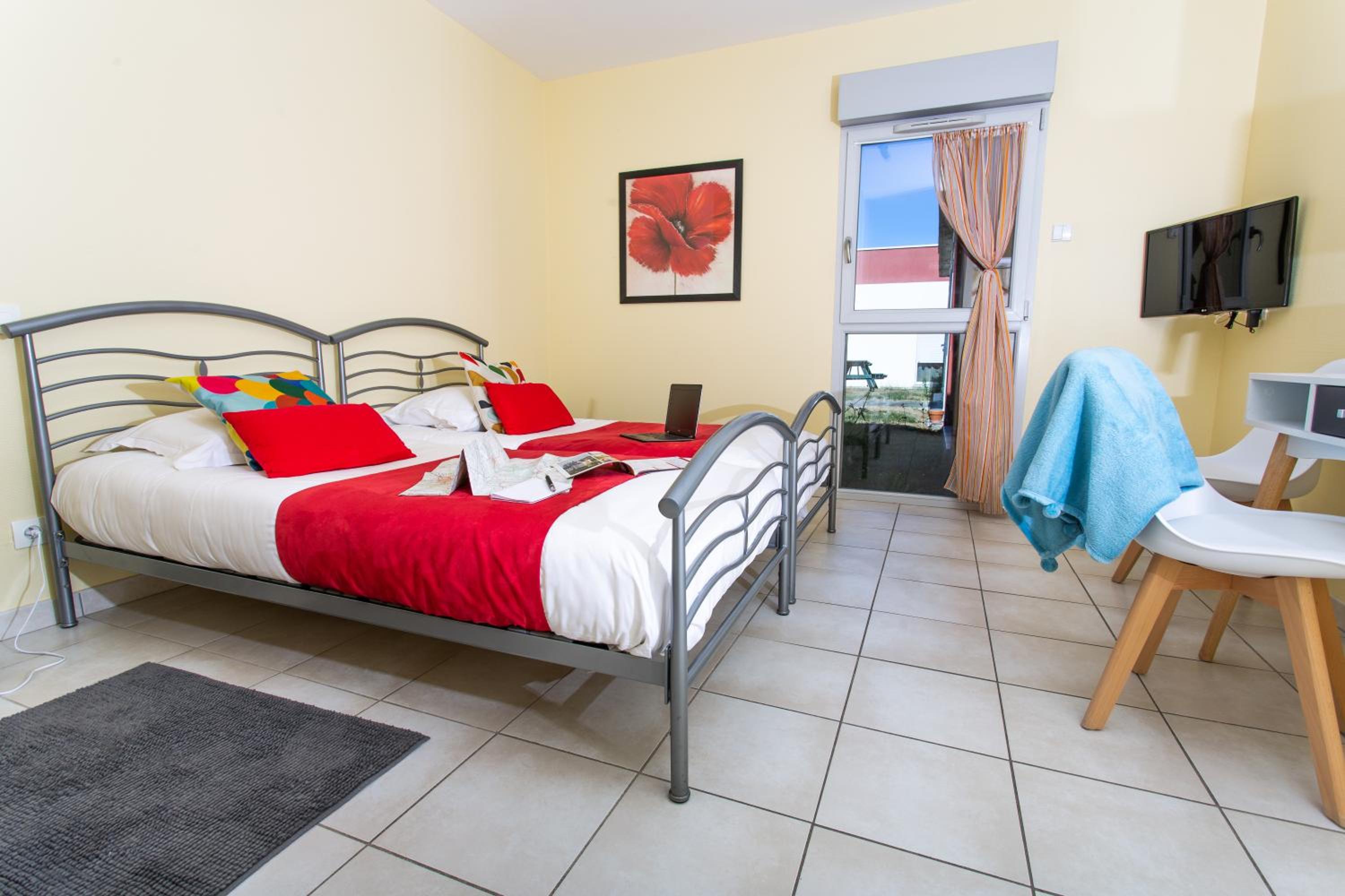 Twin Room With Garden View