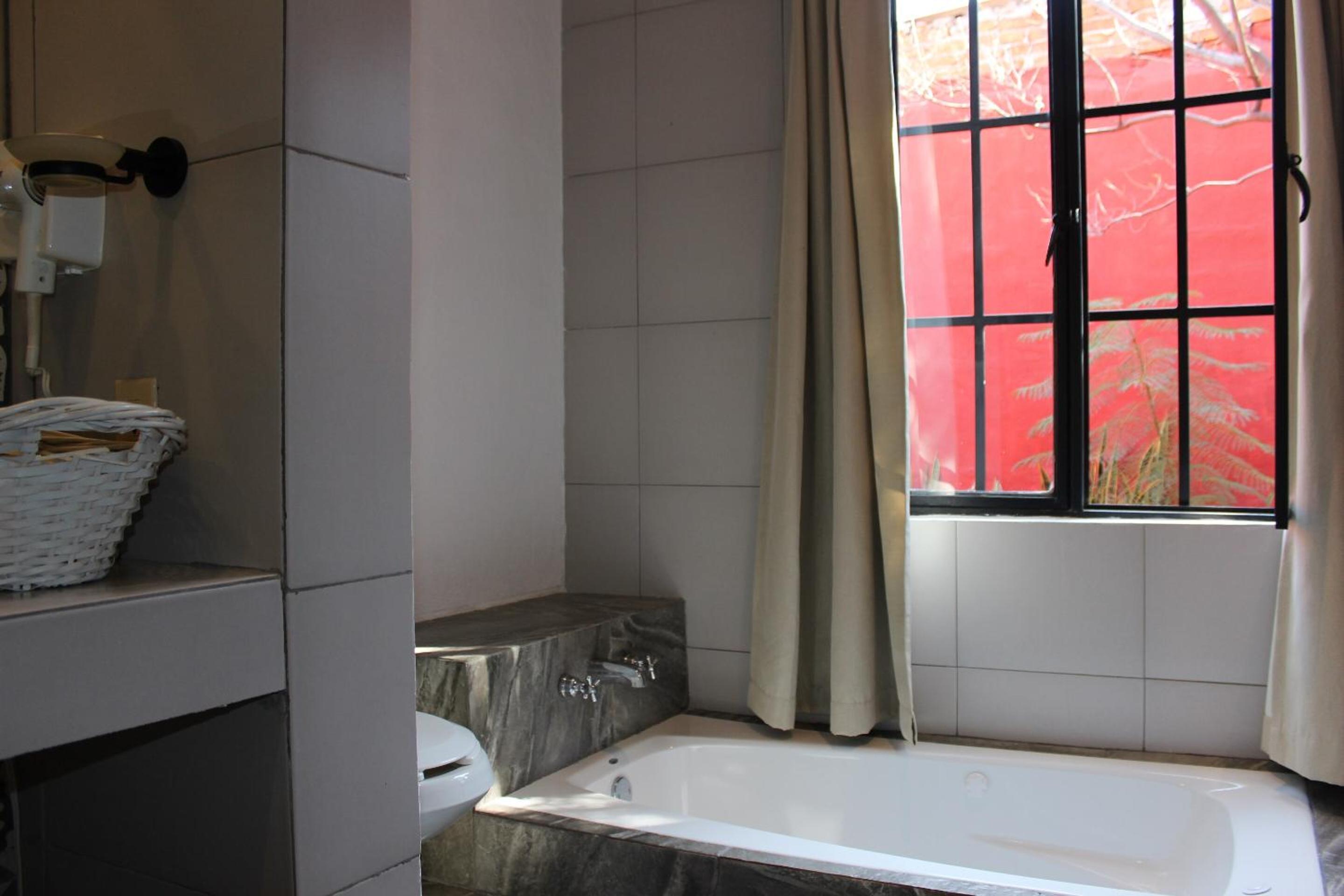 Deluxe with Jacuzzi