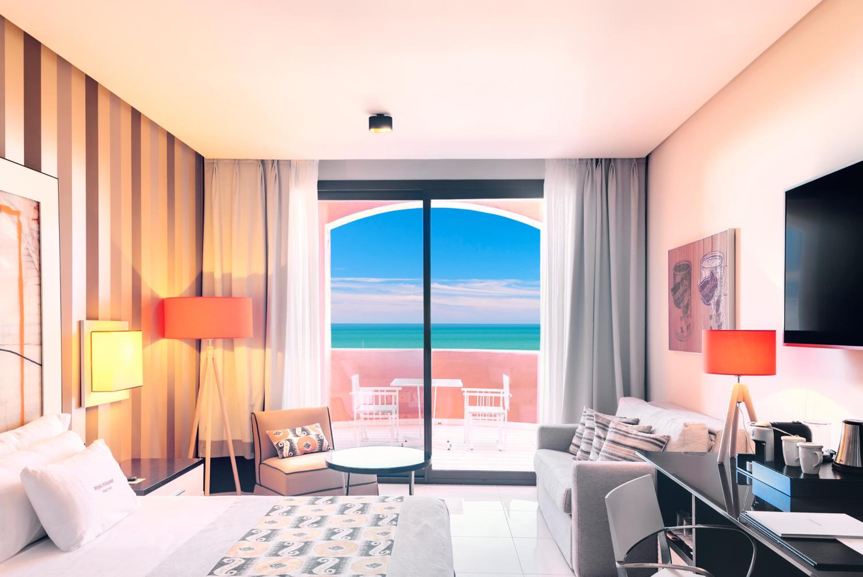  Deluxe Room with Front Sea View  - Photo 1