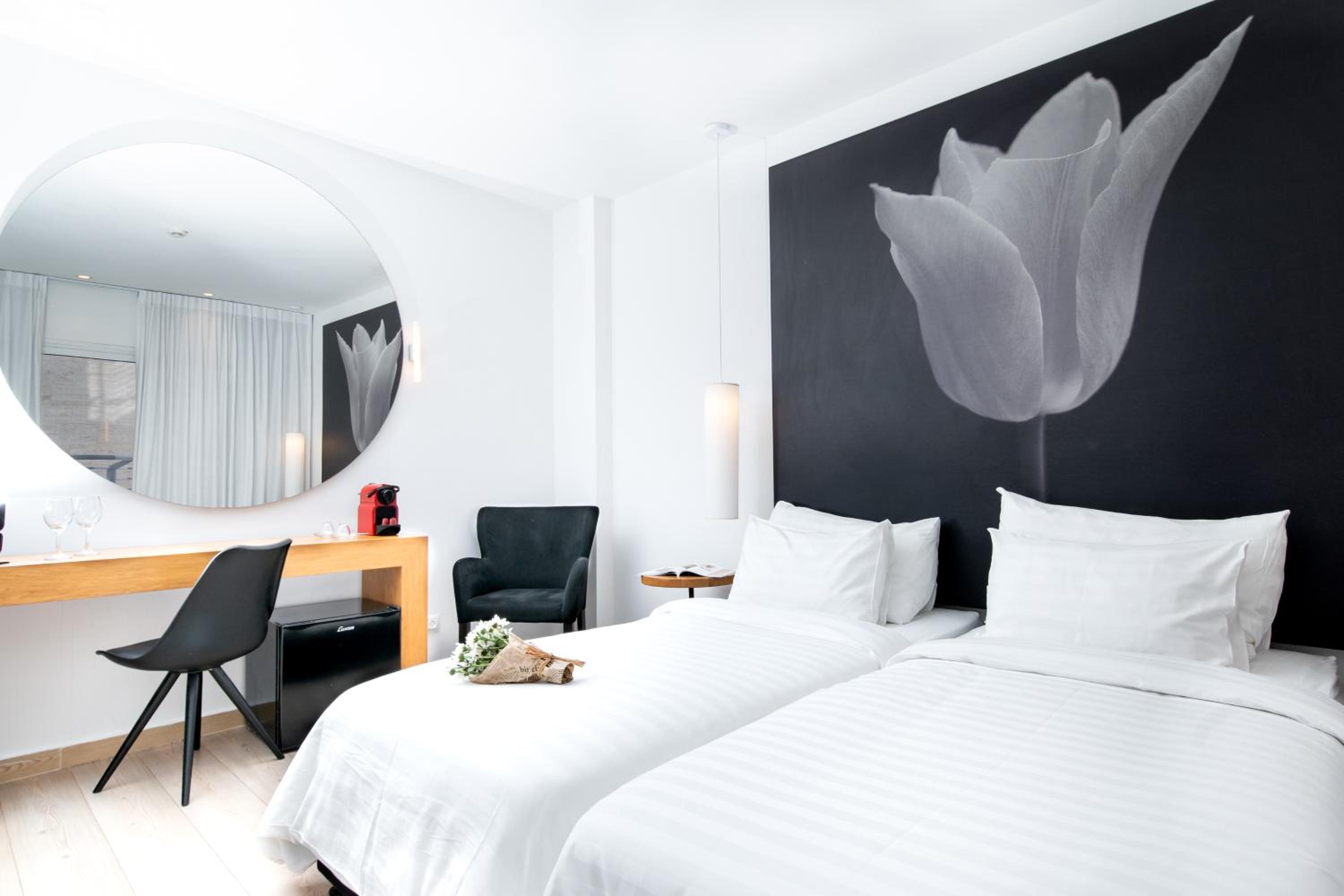 Executive Room - Photo 4