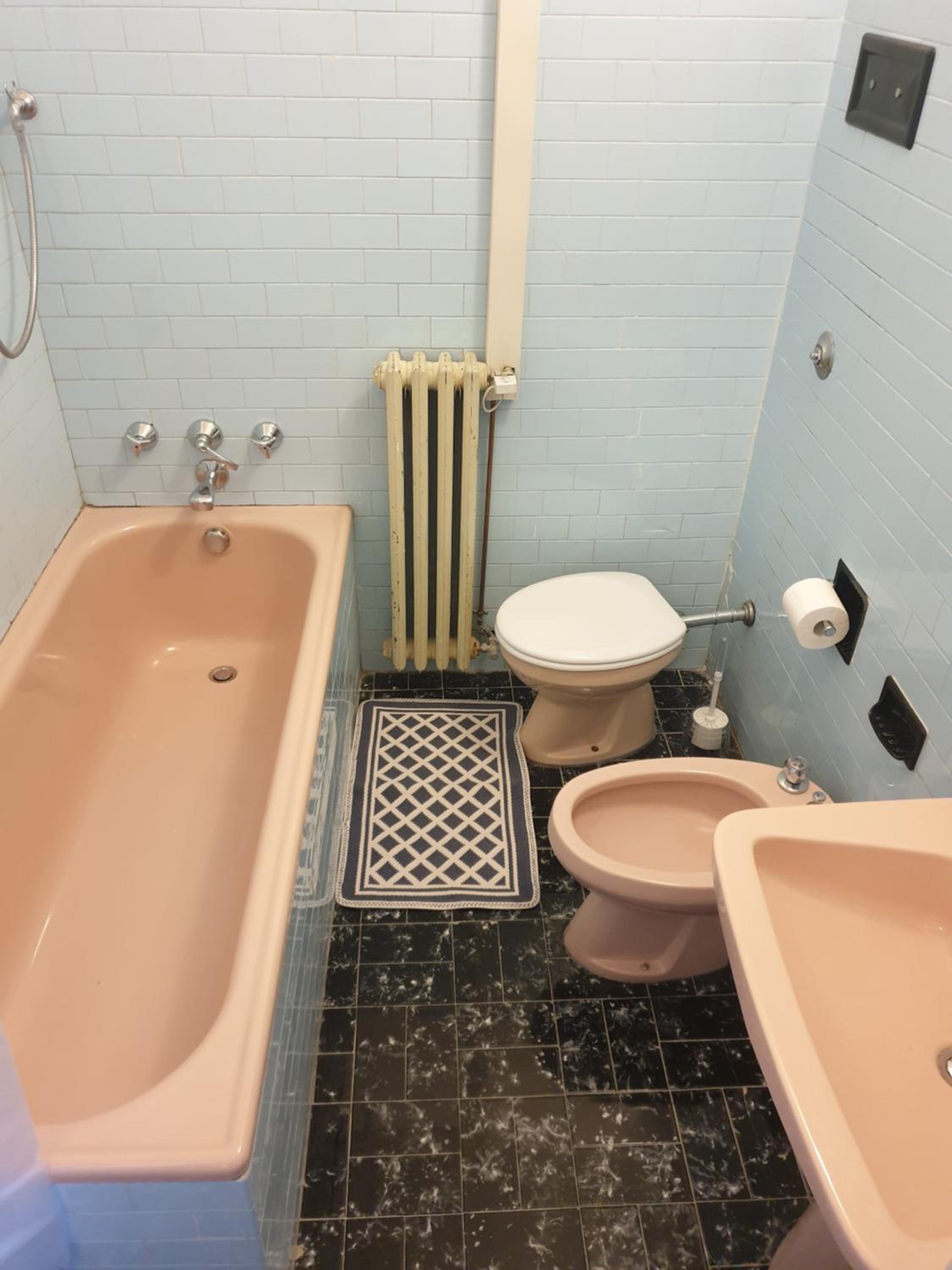 Quadruple Room with Bathroom - Photo 5