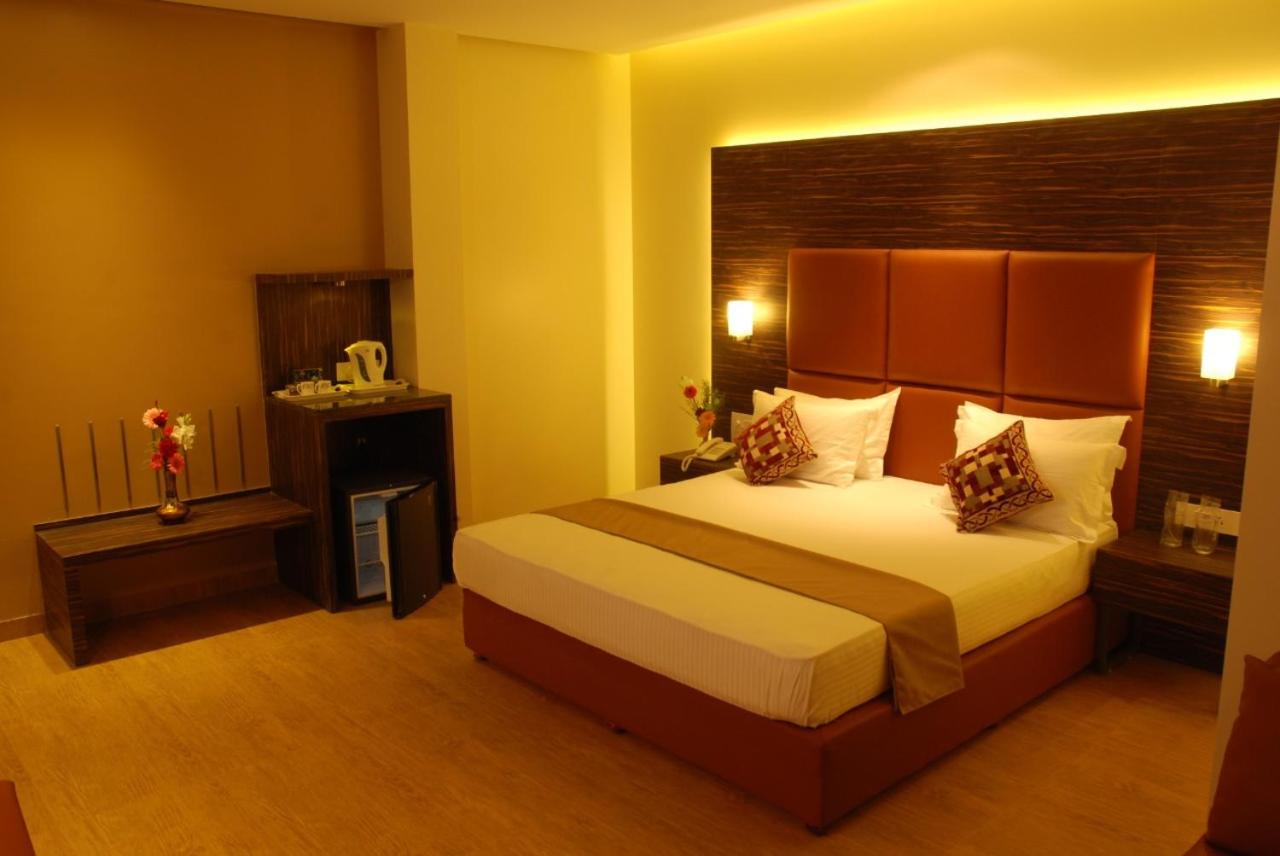 Superior King Room - Photo 1
