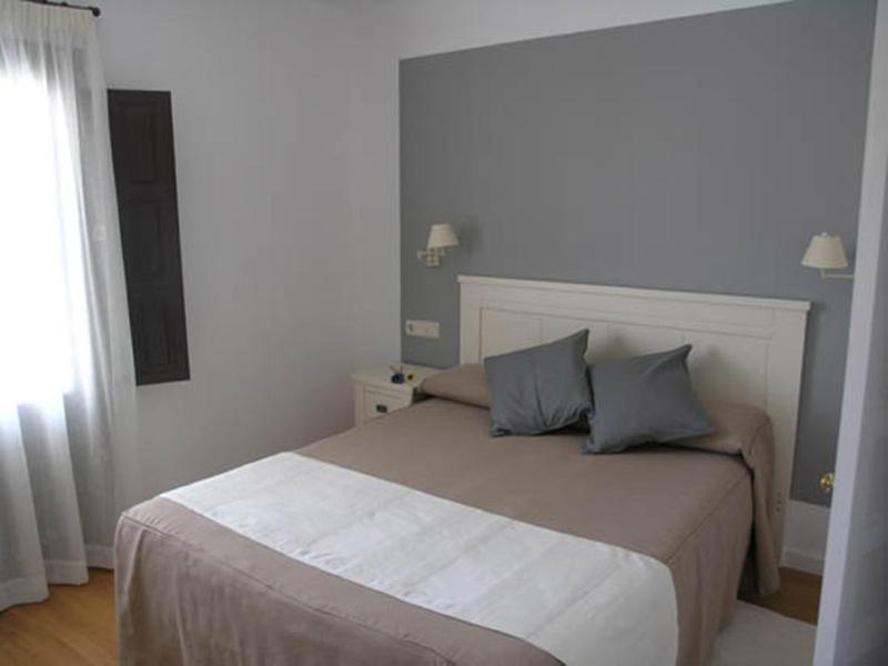 Double or Twin Room - Photo 4