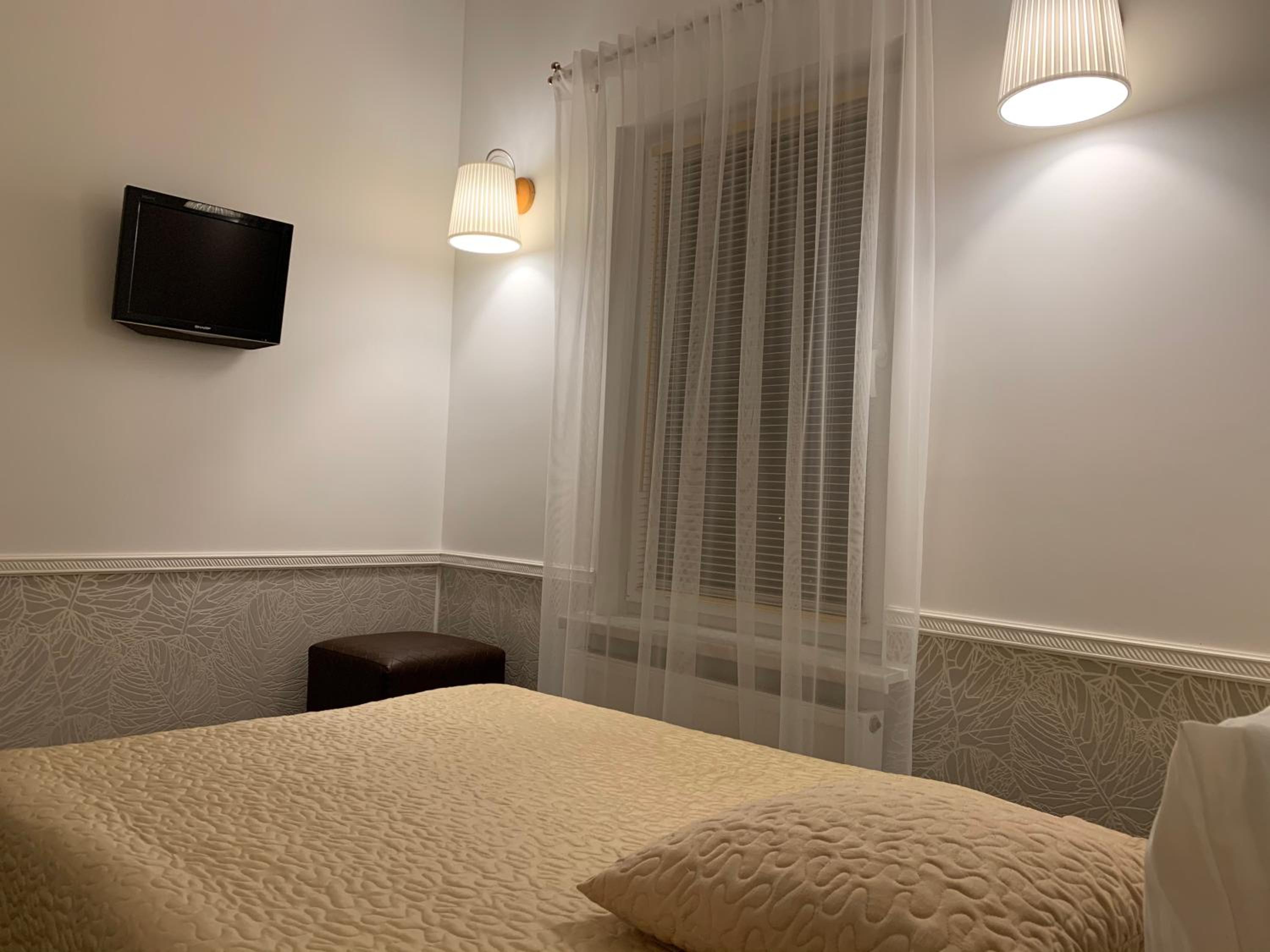 Triple Room - Photo 5