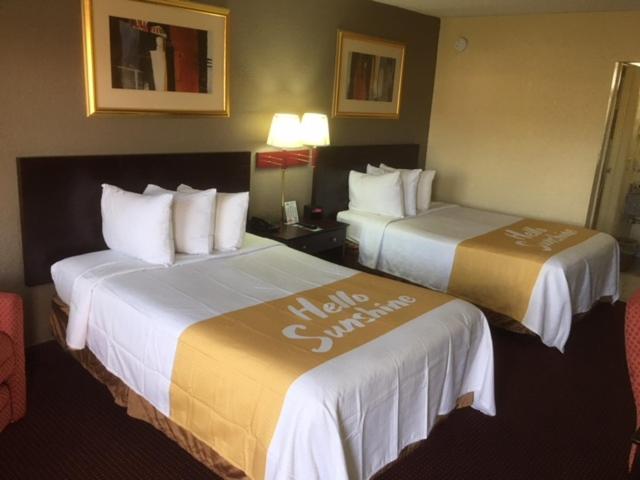 Double Room - Disability Access/Non-Smoking - Photo 1