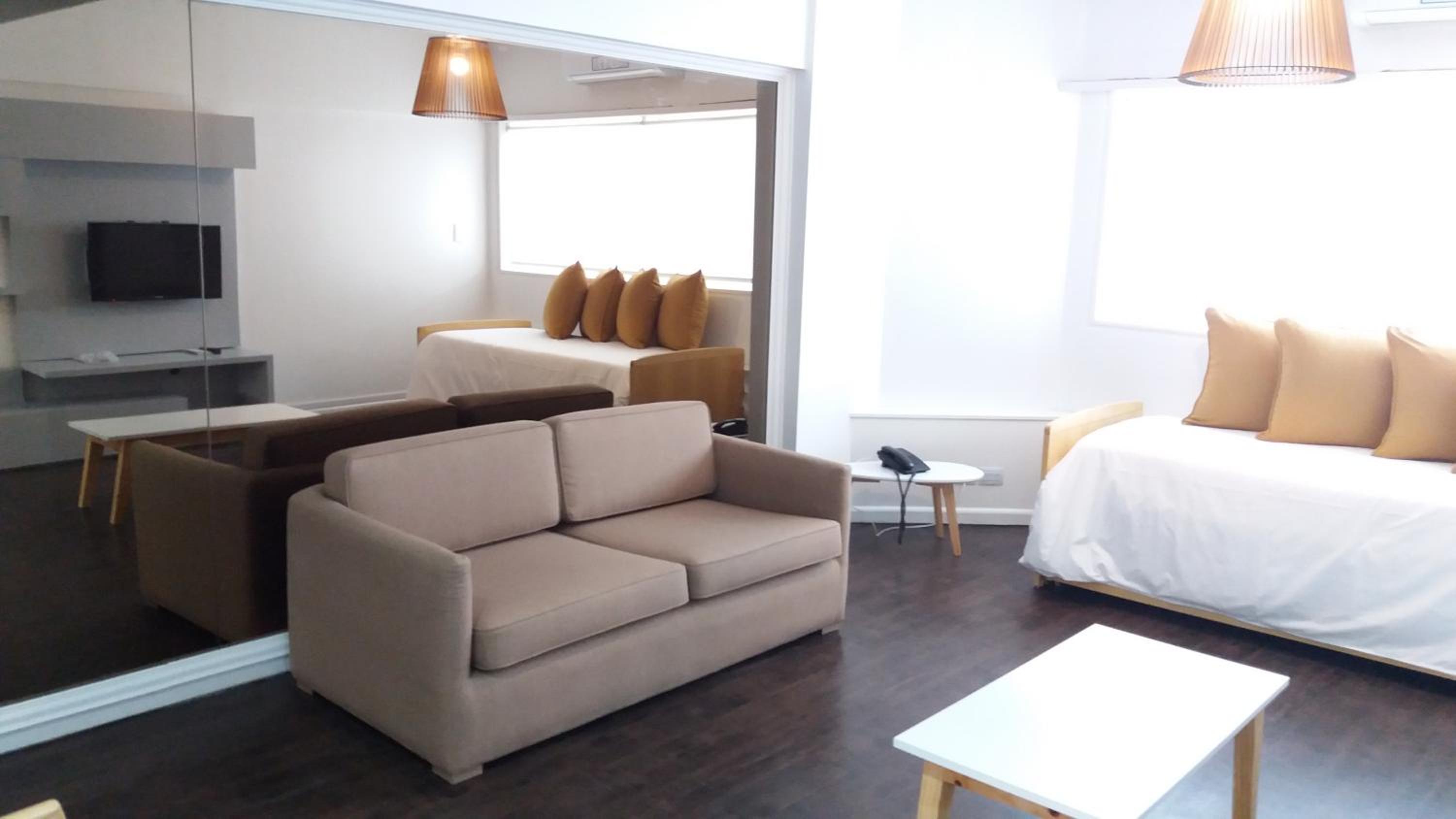 Deluxe Apartment