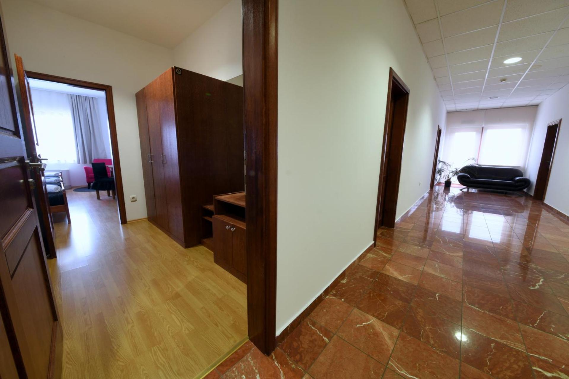 Triple Room - Photo 4
