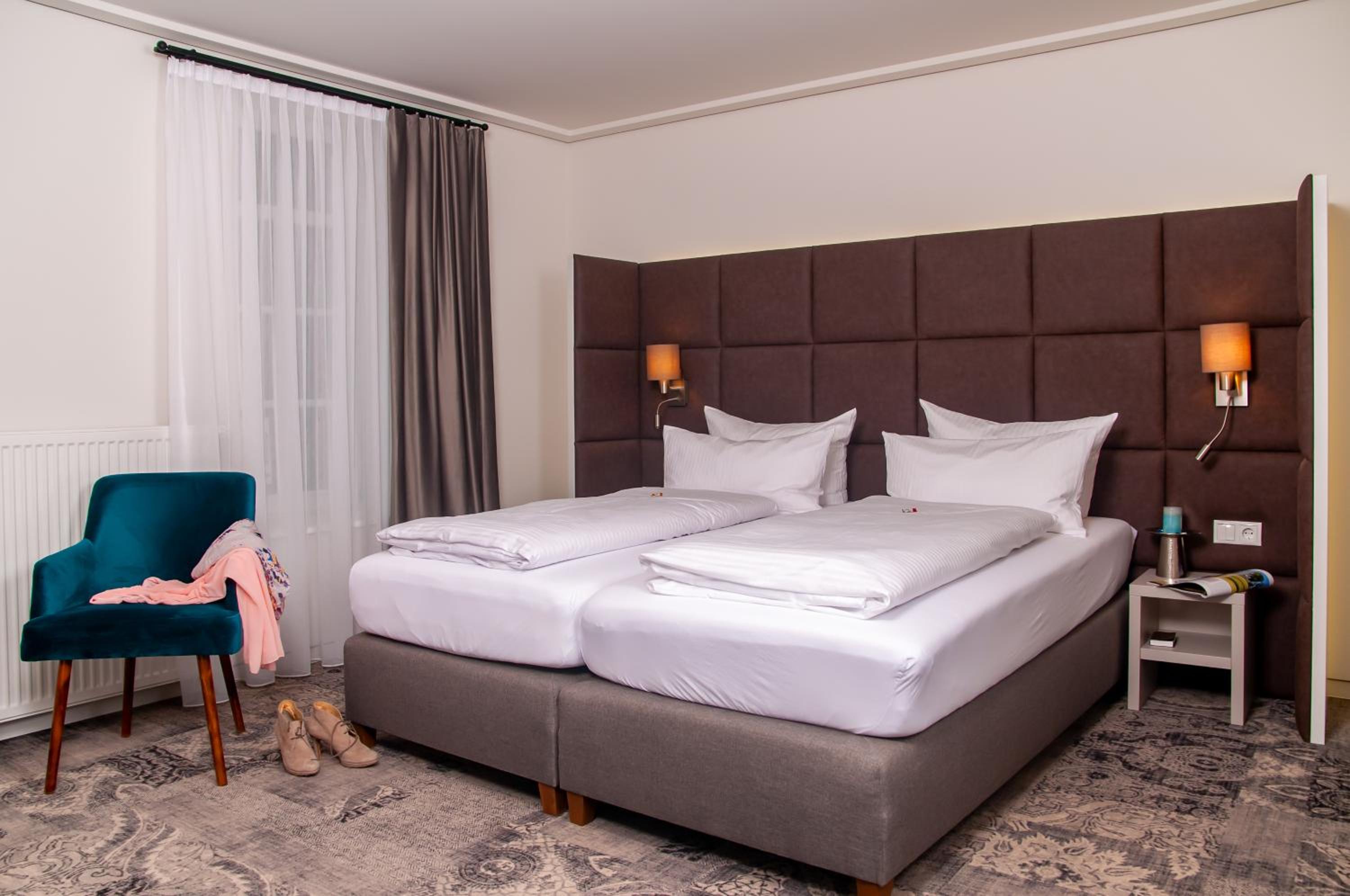 Double Room - Disability Access photo 3