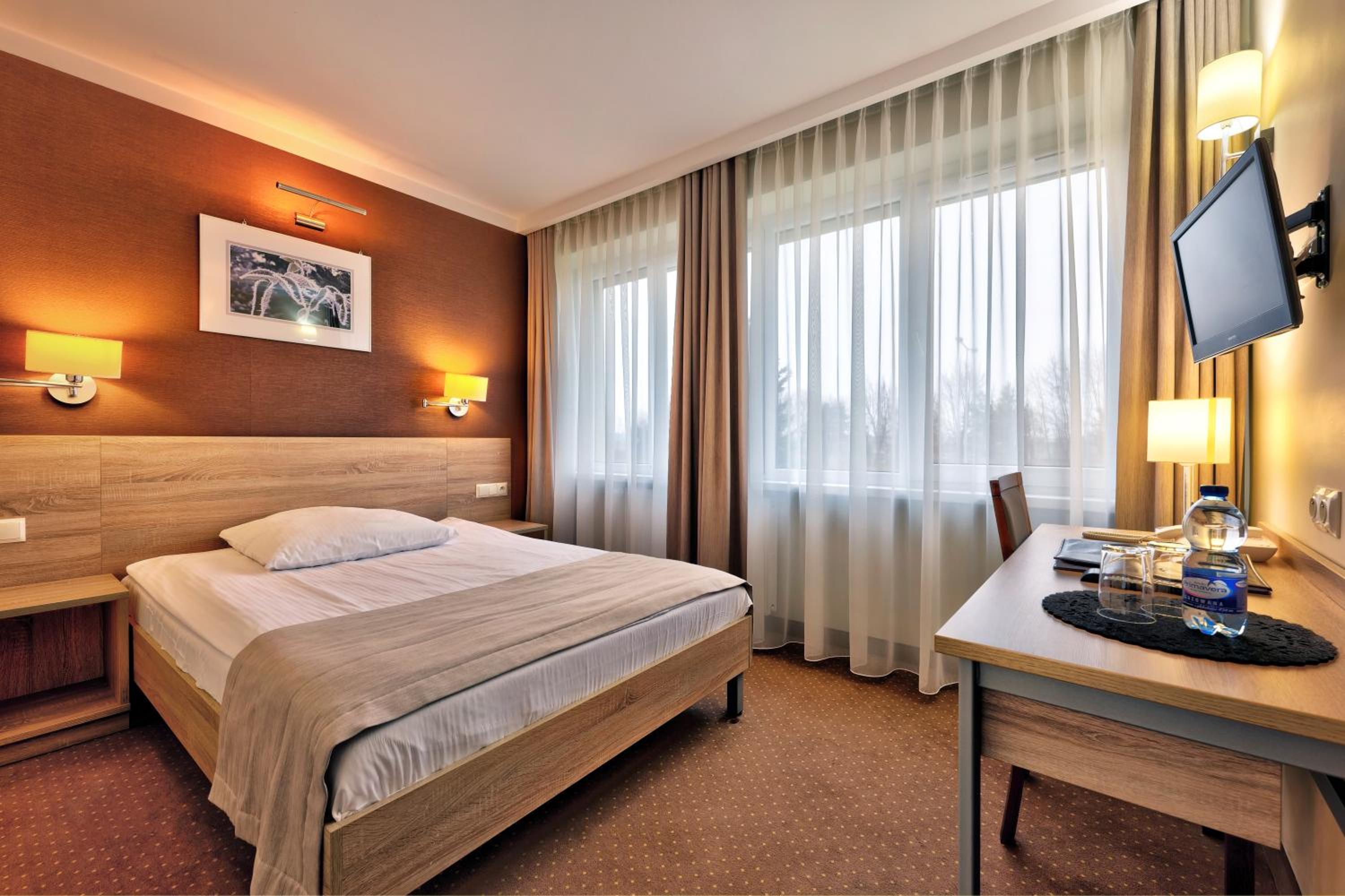 Double Room - Photo 6