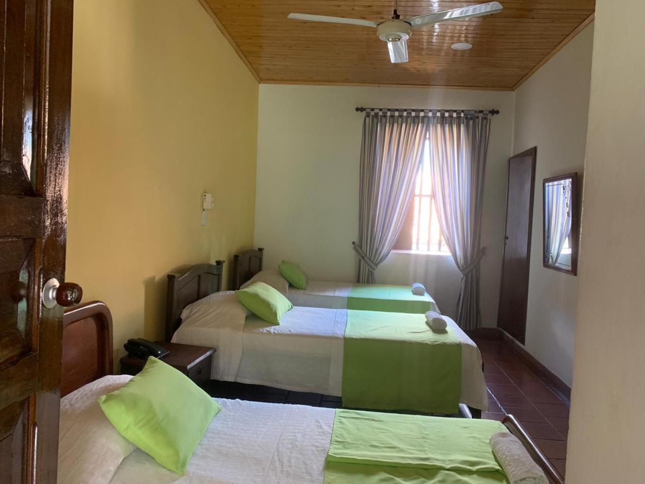 Deluxe Triple Room photo 2