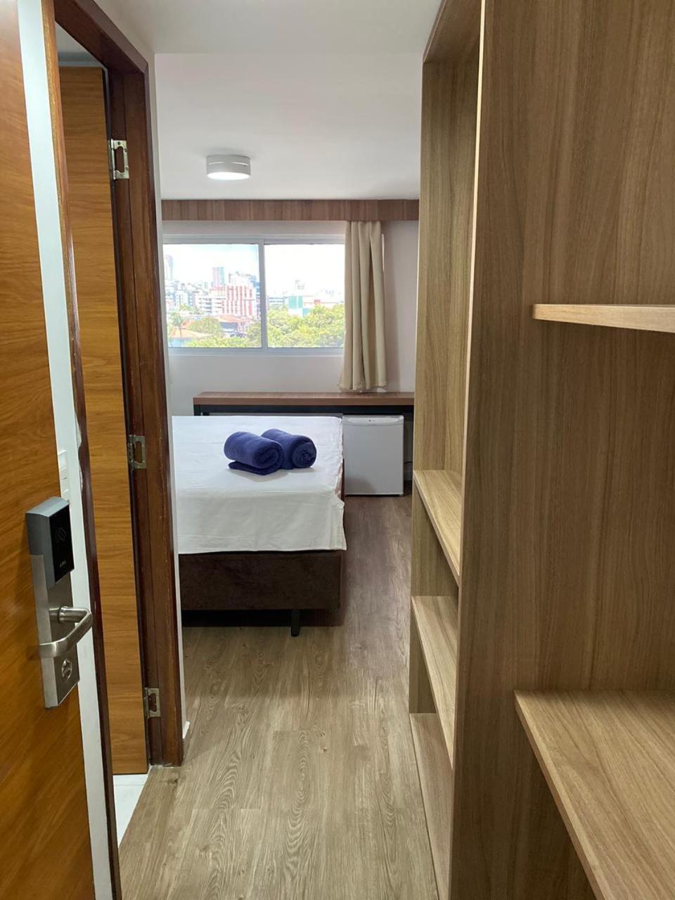 Deluxe Double Room with Side Sea View photo 1