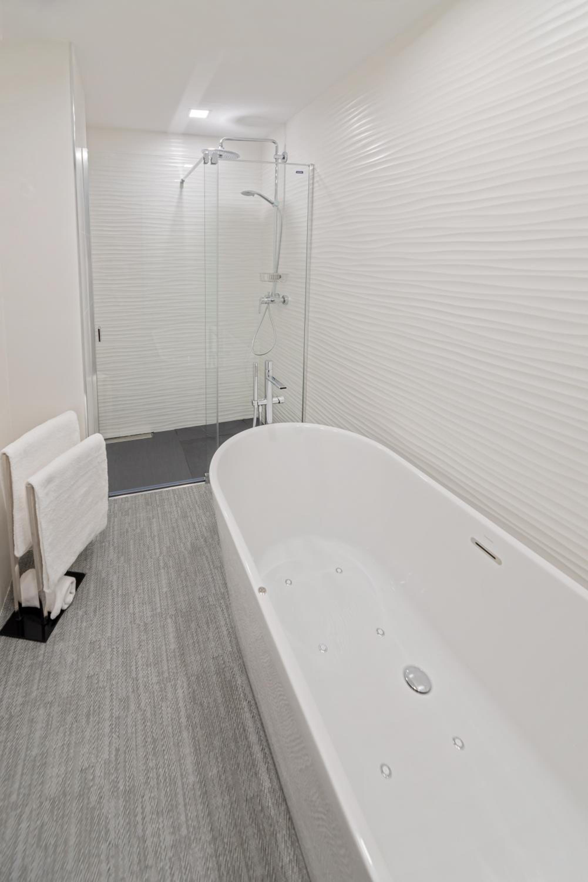 Presidential Suite with Hot Tub